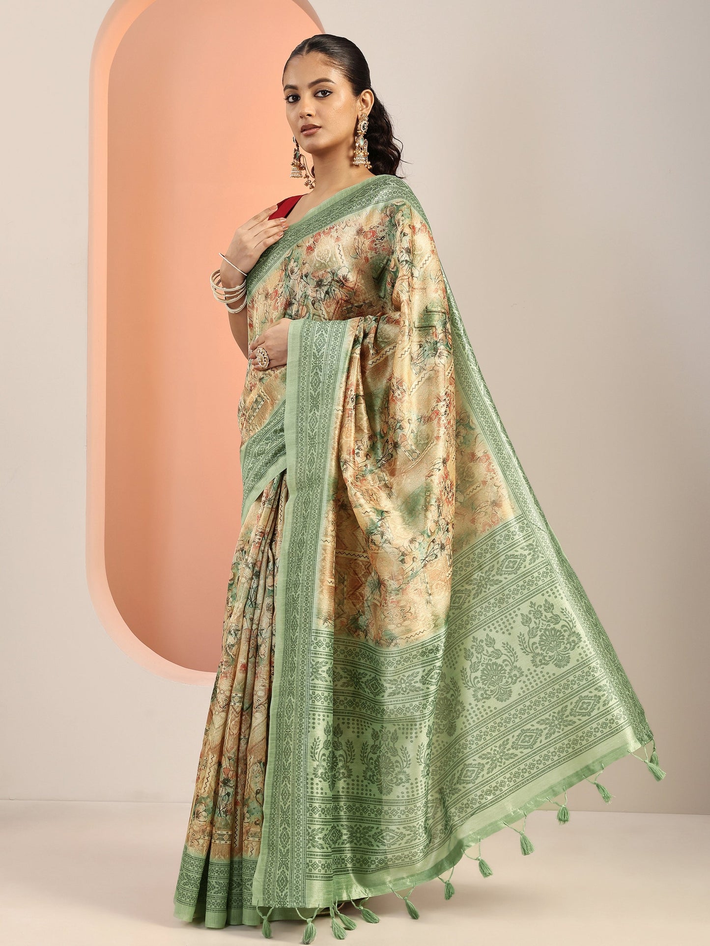 Green Printed Silk Blend Saree With Unstitched Blouse Piece