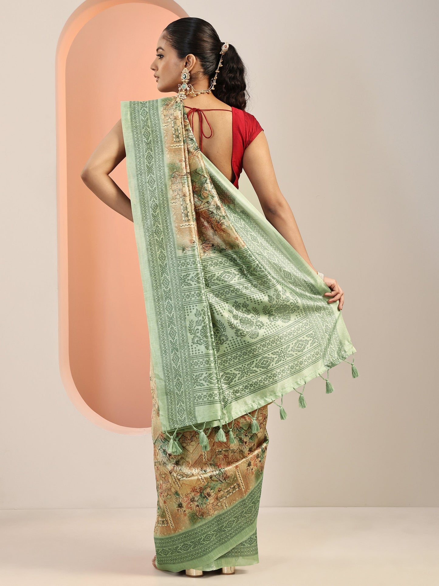 Green Printed Silk Blend Saree With Unstitched Blouse Piece