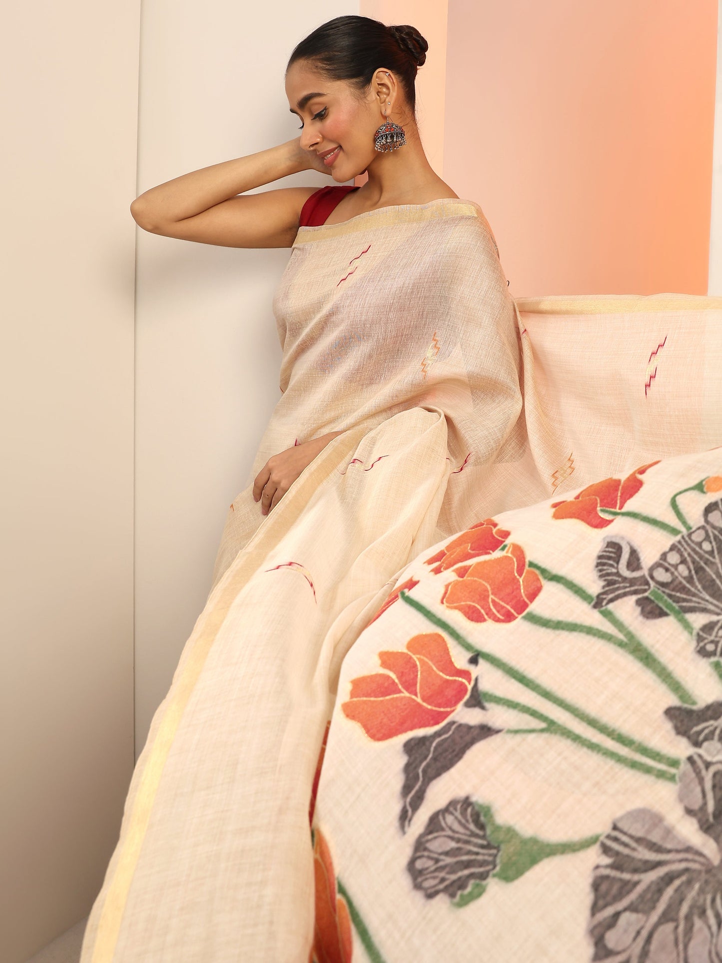 Beige Woven Design Silk Saree With Unstitched Blouse Piece