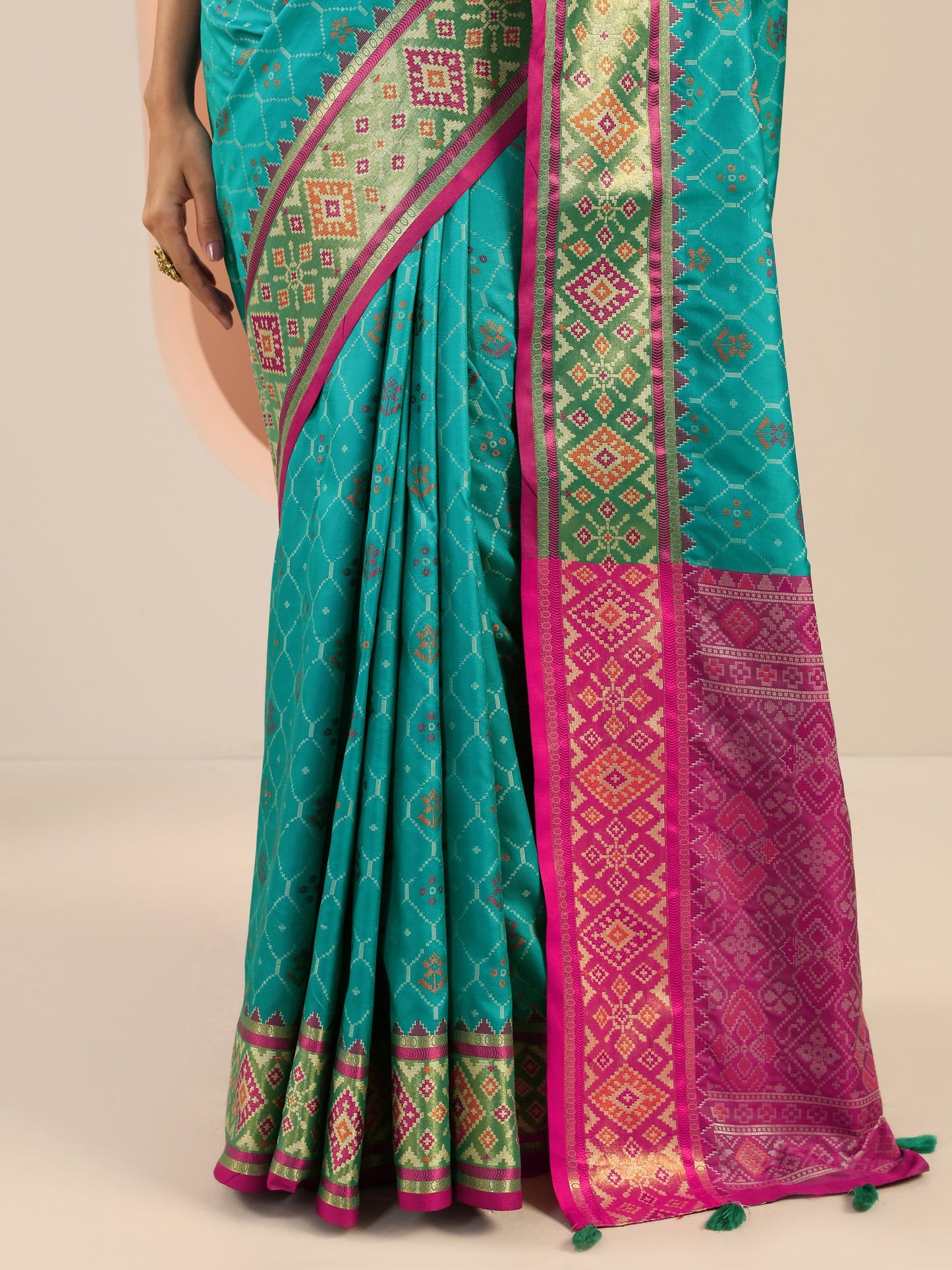 Blue Woven Design Silk Saree With Unstitched Blouse Piece