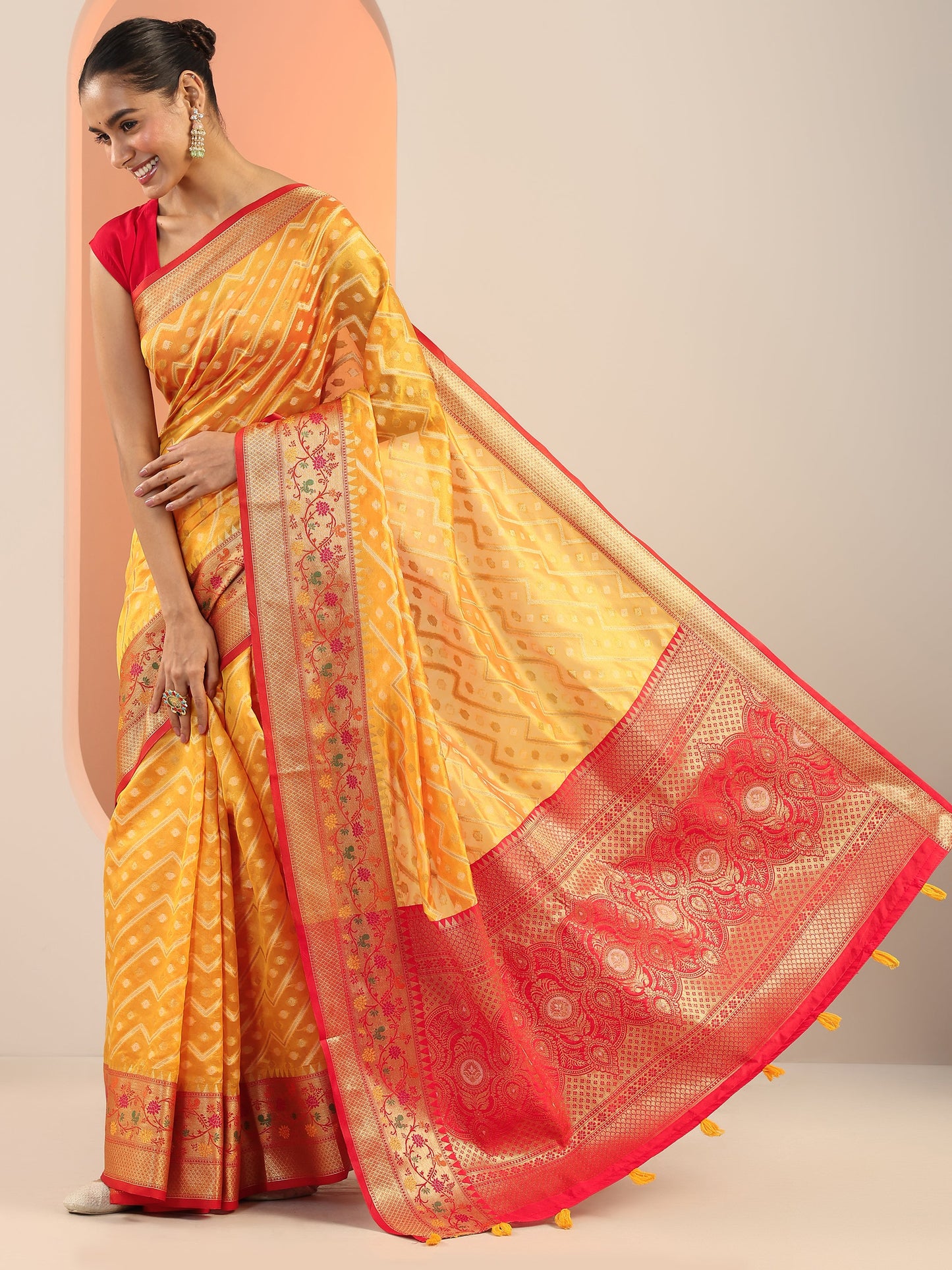 Yellow Woven Design Silk Saree With Unstitched Blouse Piece