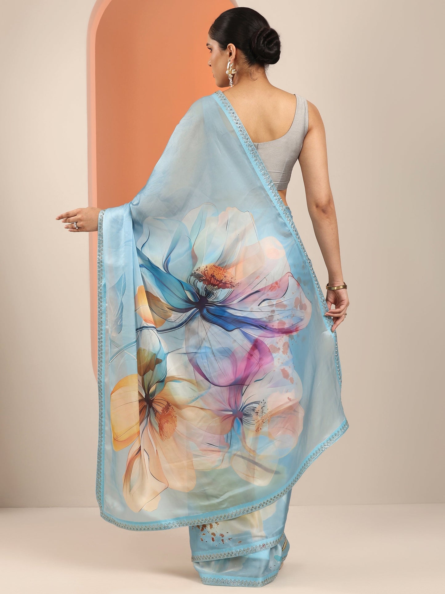 Blue Printed Organza Saree With Unstitched Blouse Piece