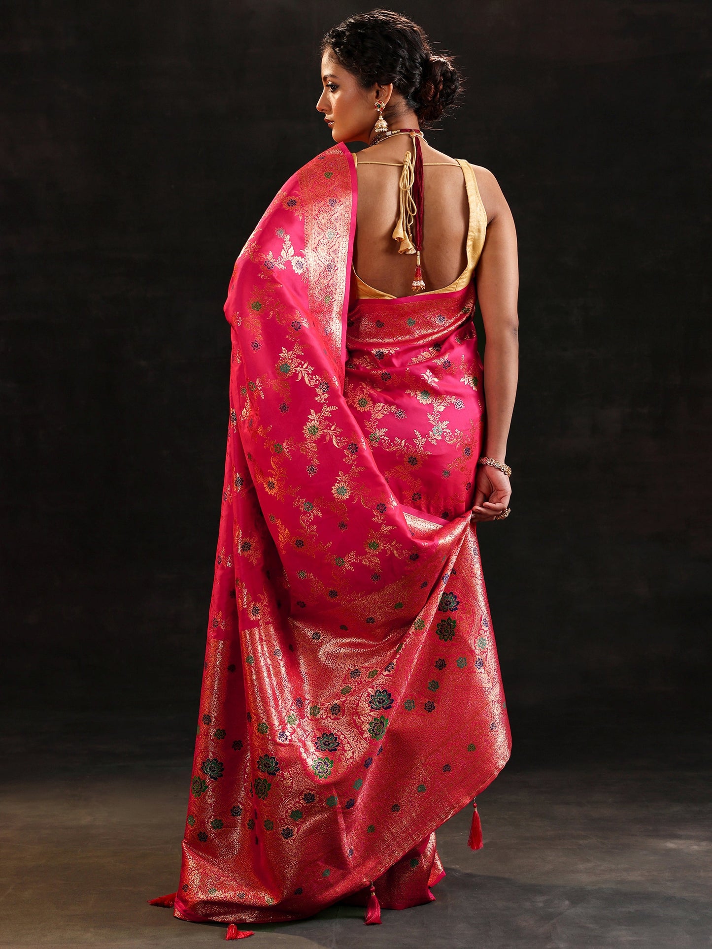 Pink Woven Design Silk Blend Saree With Unstitched Blouse Piece