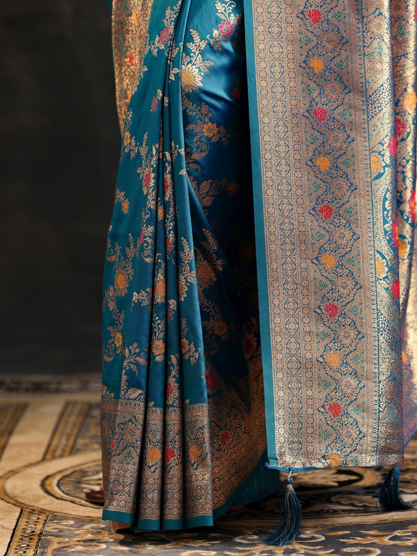Blue Woven Design Silk Blend Saree With Unstitched Blouse Piece