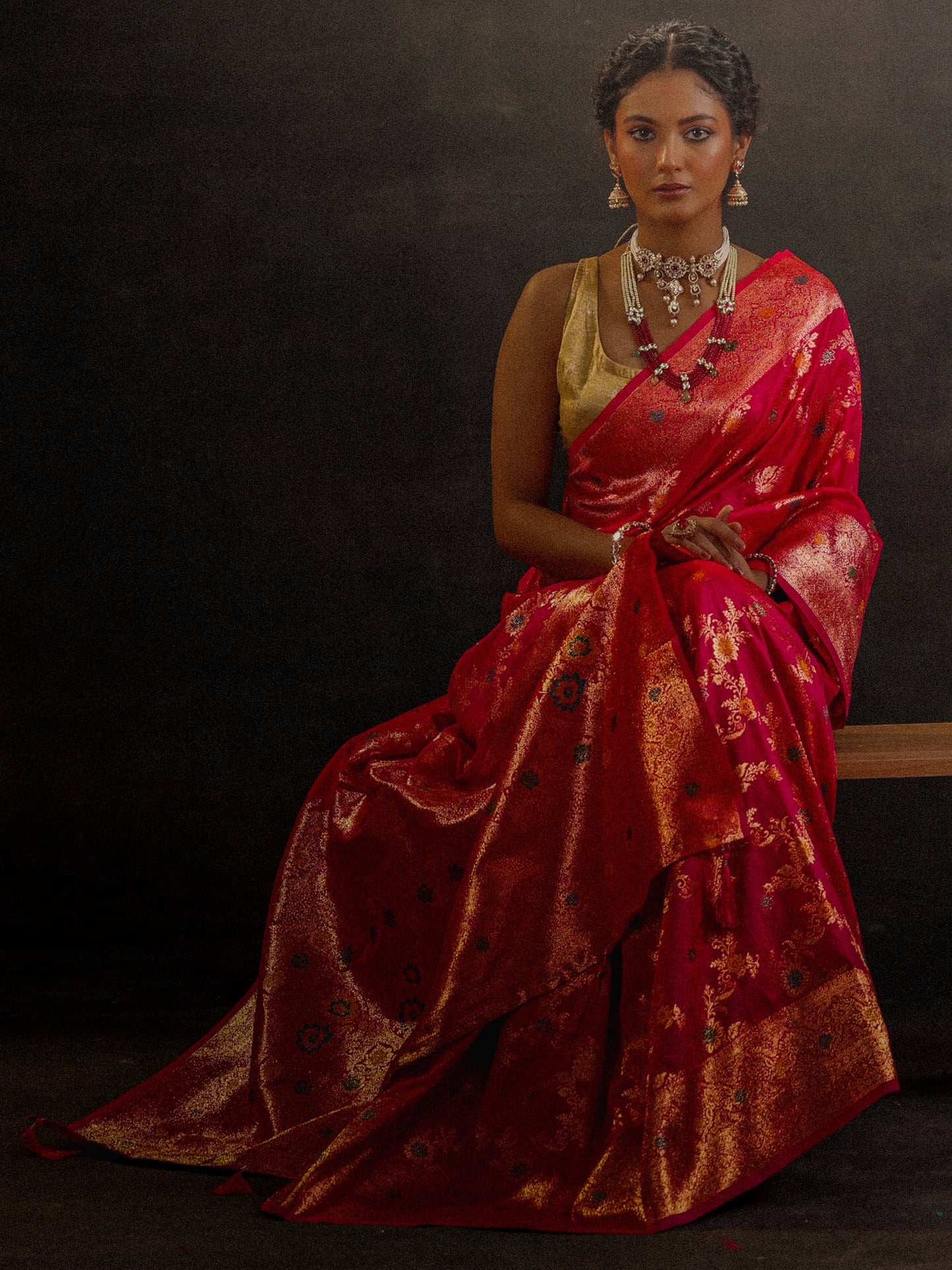 Pink Woven Design Banarasi Silk Blend Saree With Unstitched Blouse Piece