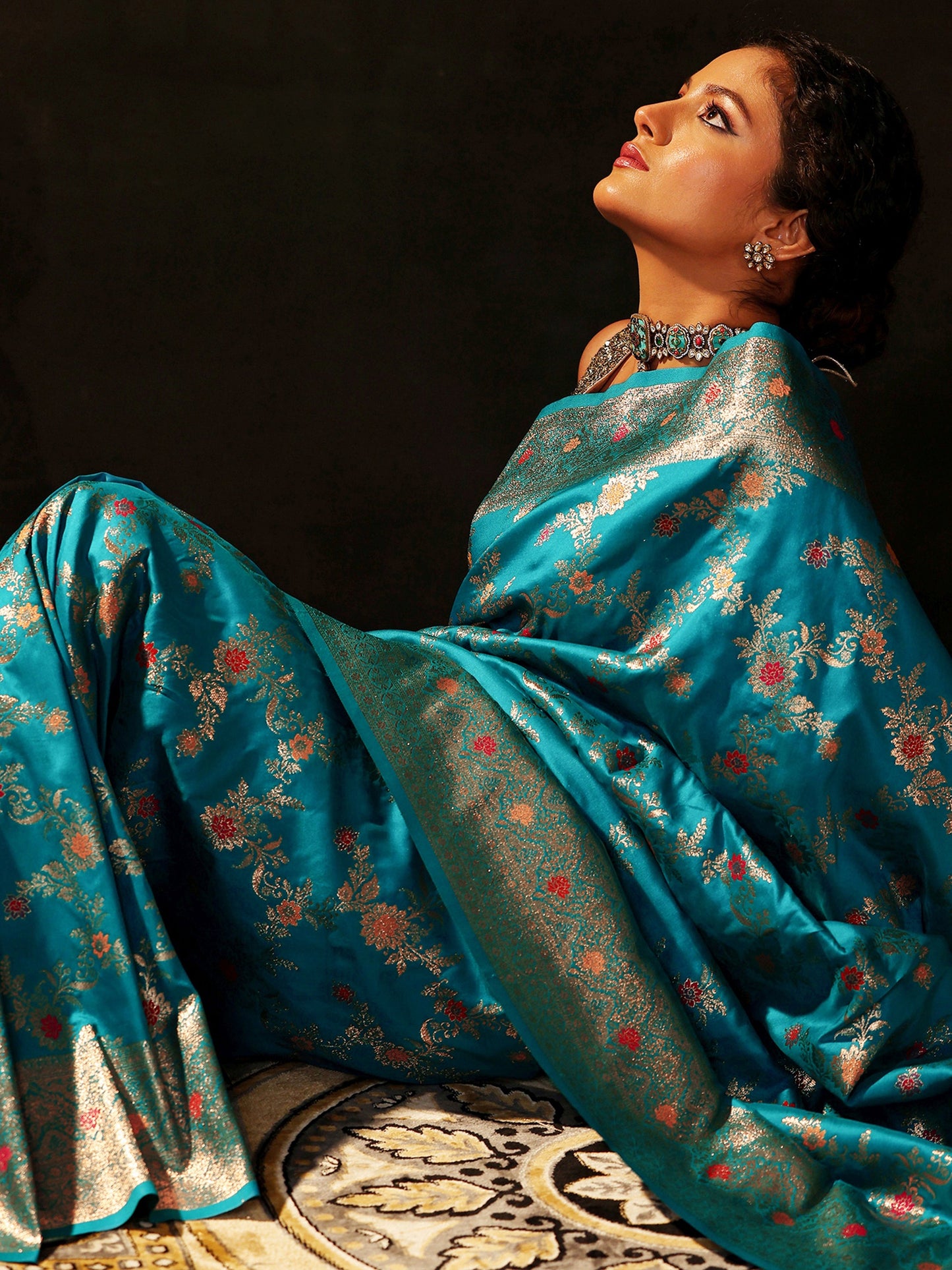 Blue Woven Design Silk Blend Saree With Unstitched Blouse Piece