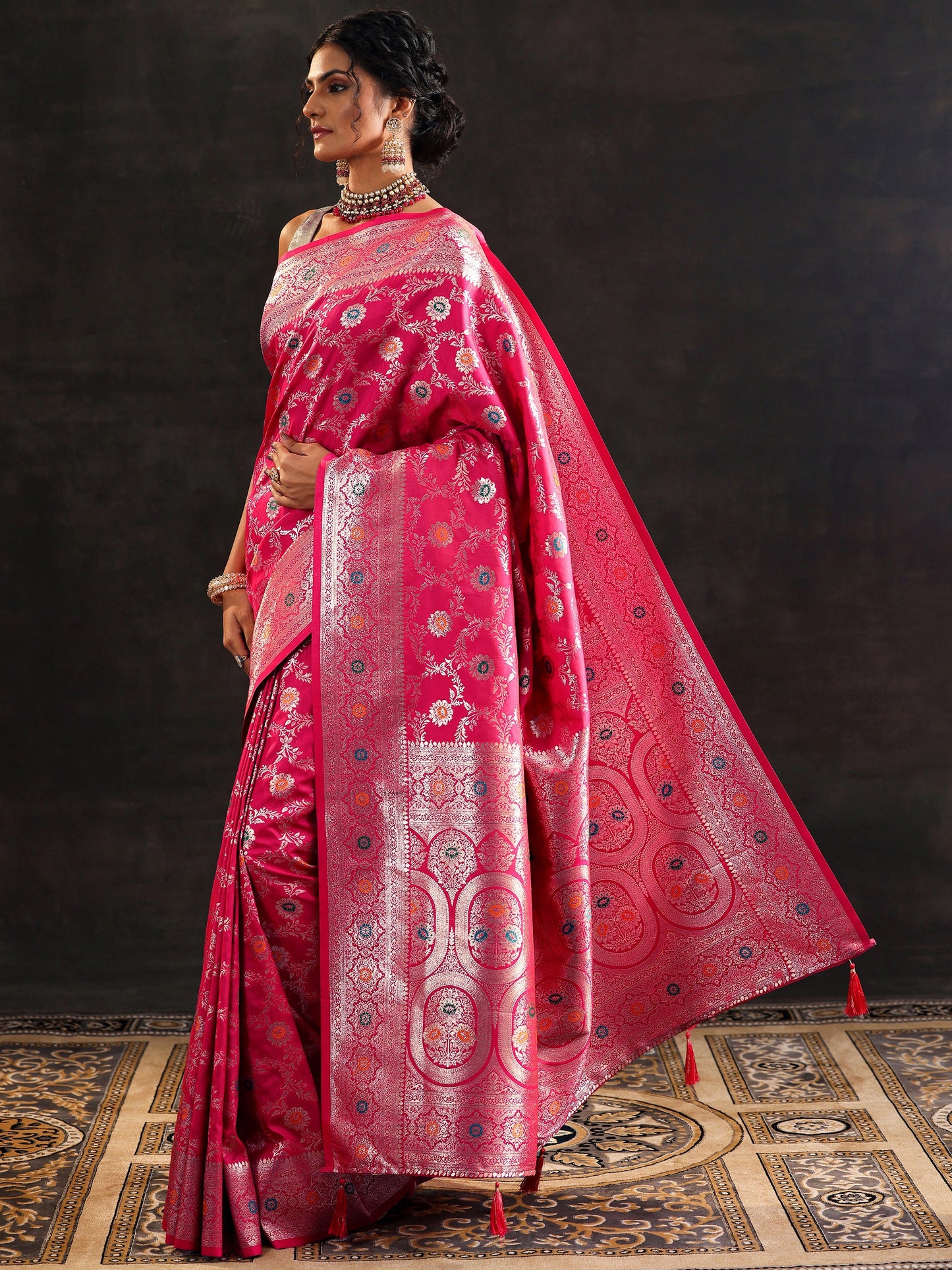 Pink Woven Design Banarasi Silk Blend Saree With Unstitched Blouse Piece