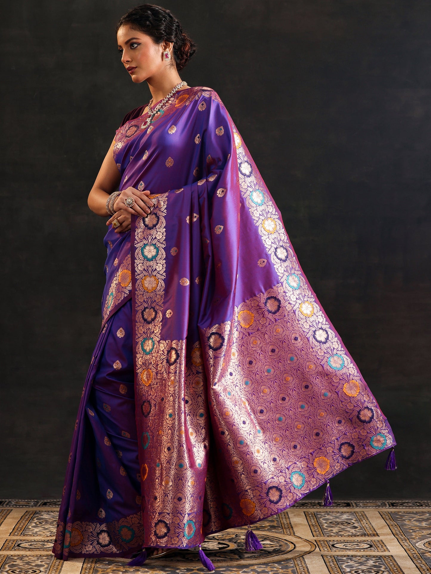 Purple Woven Design Silk Blend Saree With Unstitched Blouse Piece