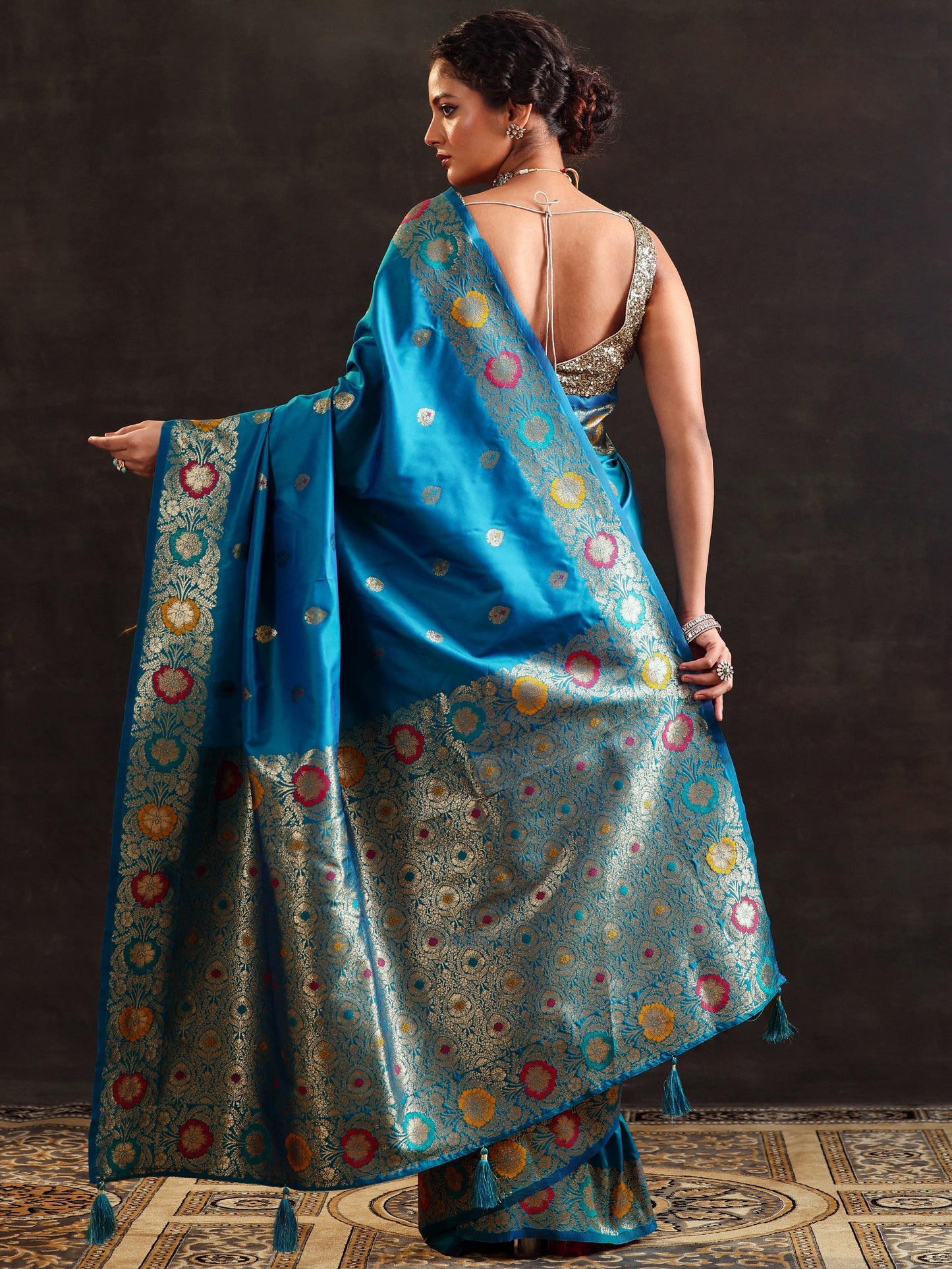 Blue Woven Design Silk Blend Saree With Unstitched Blouse Piece