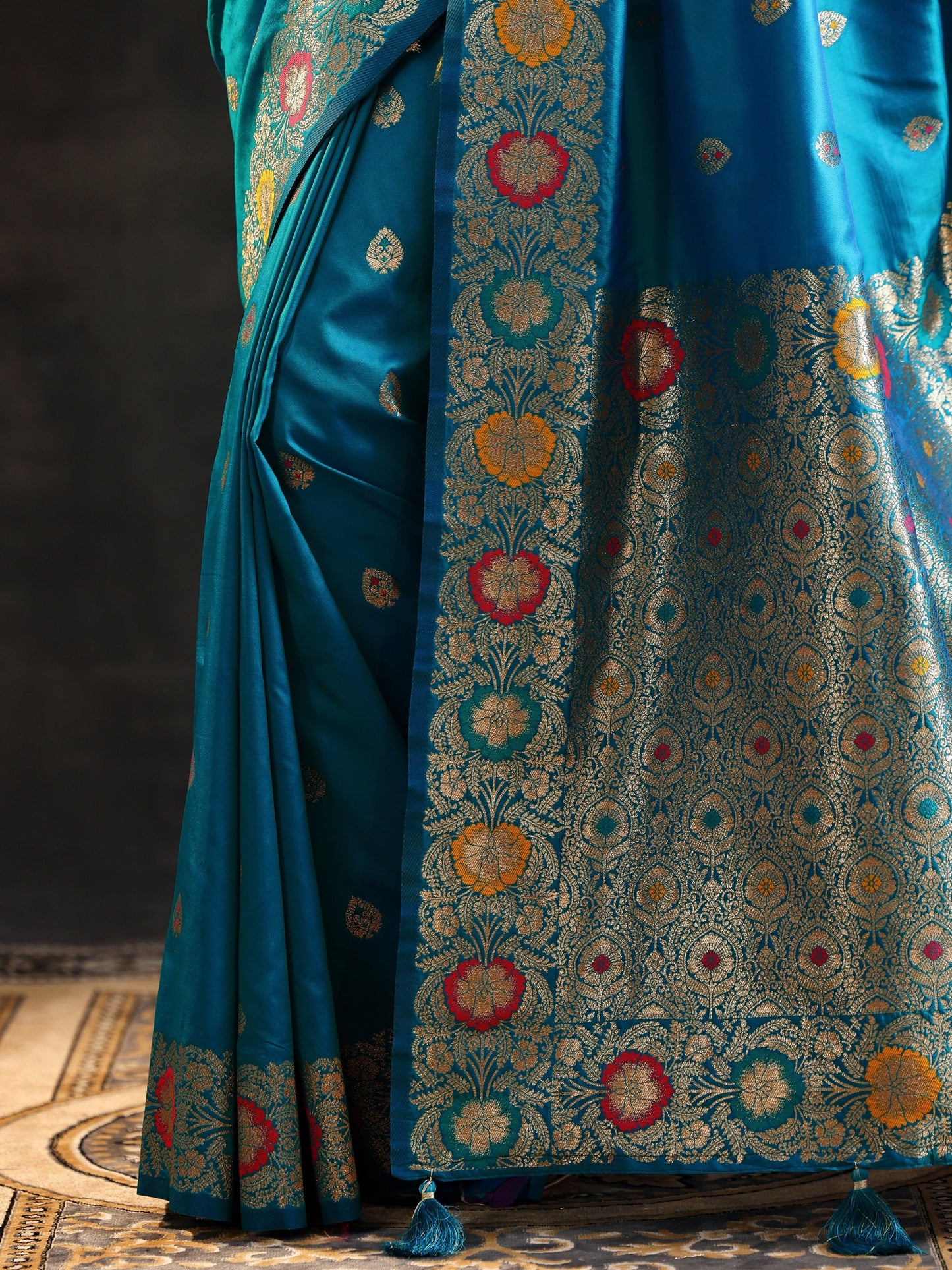 Blue Woven Design Silk Blend Saree With Unstitched Blouse Piece