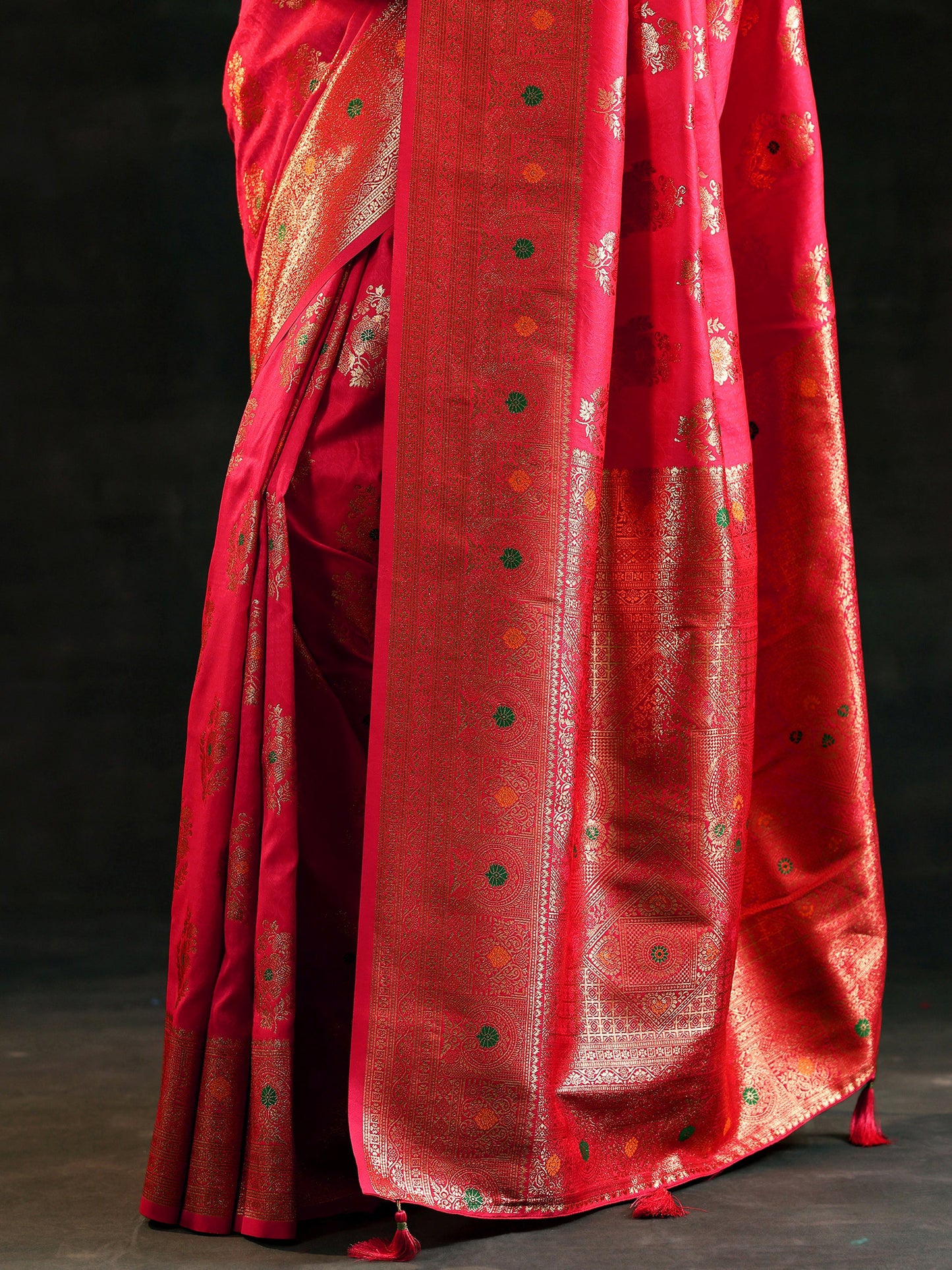 Pink Woven Design Banarasi Silk Blend Saree With Unstitched Blouse Piece