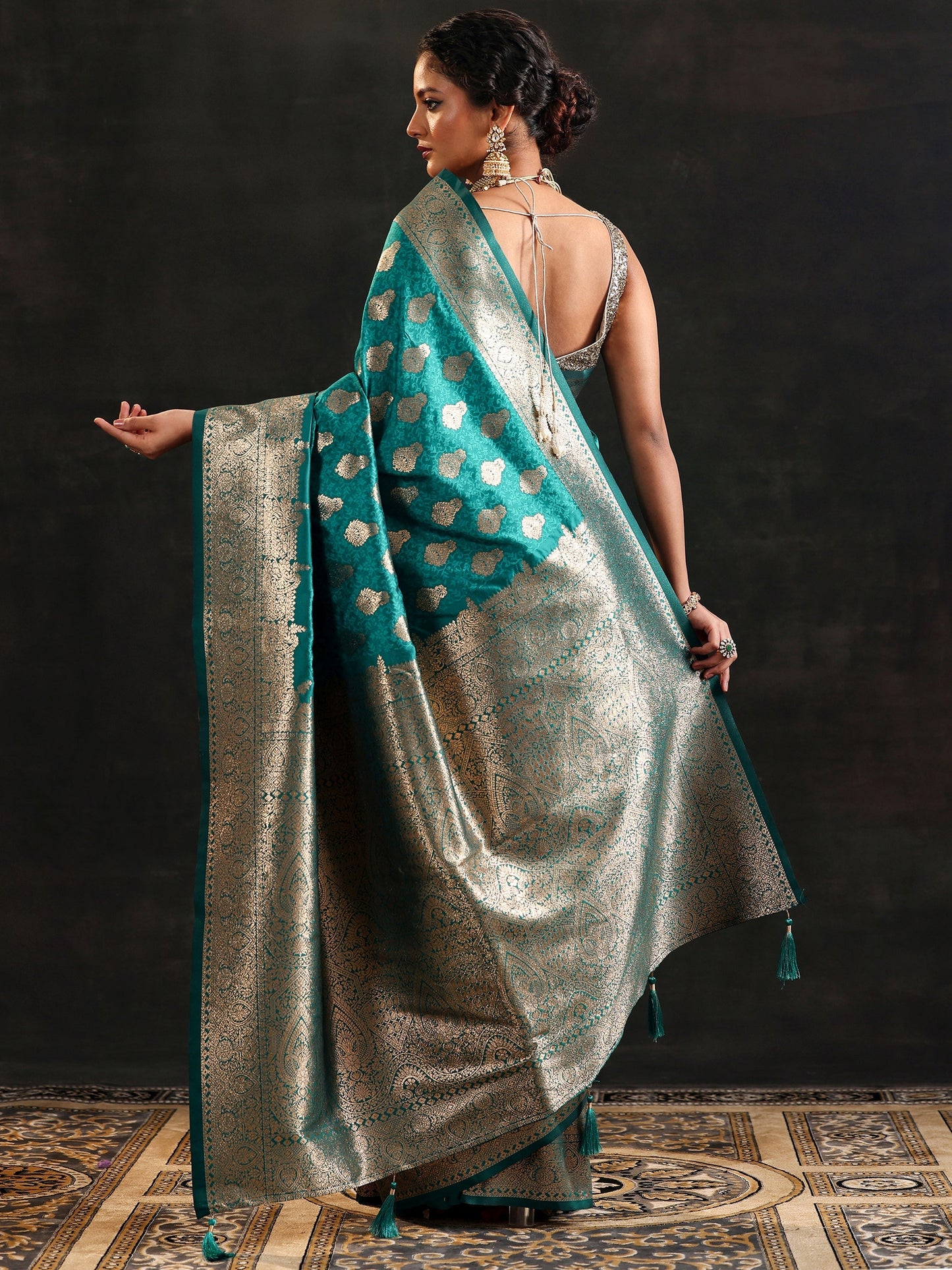 Teal Woven Design Silk Blend Saree With Unstitched Blouse Piece