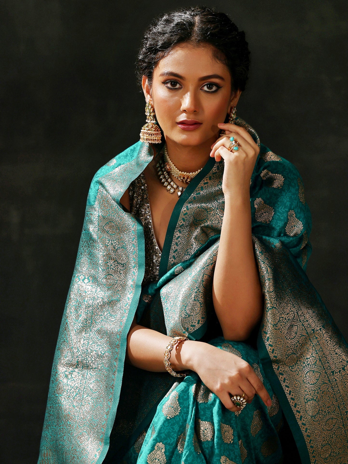 Teal Woven Design Silk Blend Saree With Unstitched Blouse Piece