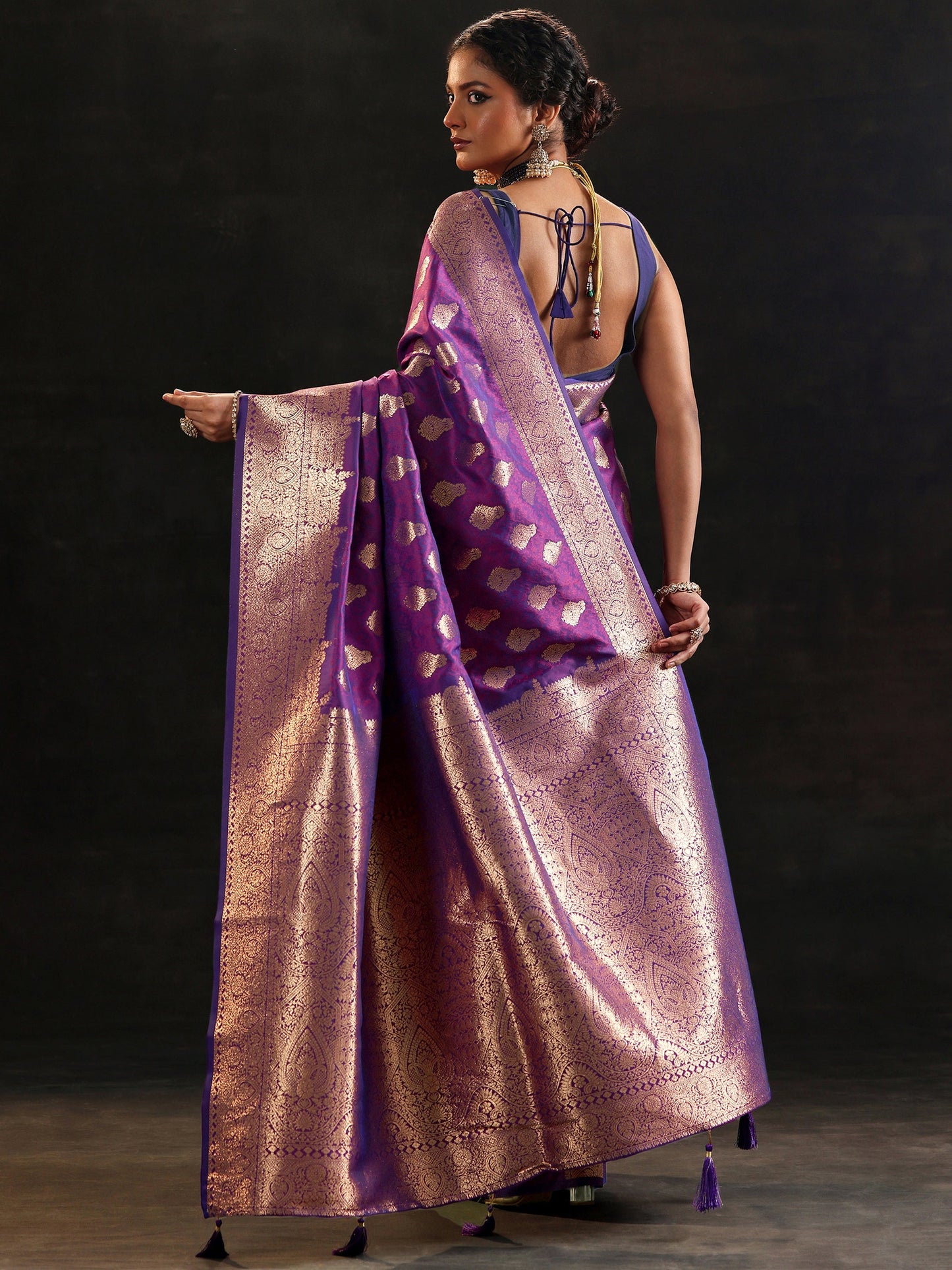 Purple Woven Design Silk Blend Saree With Unstitched Blouse Piece