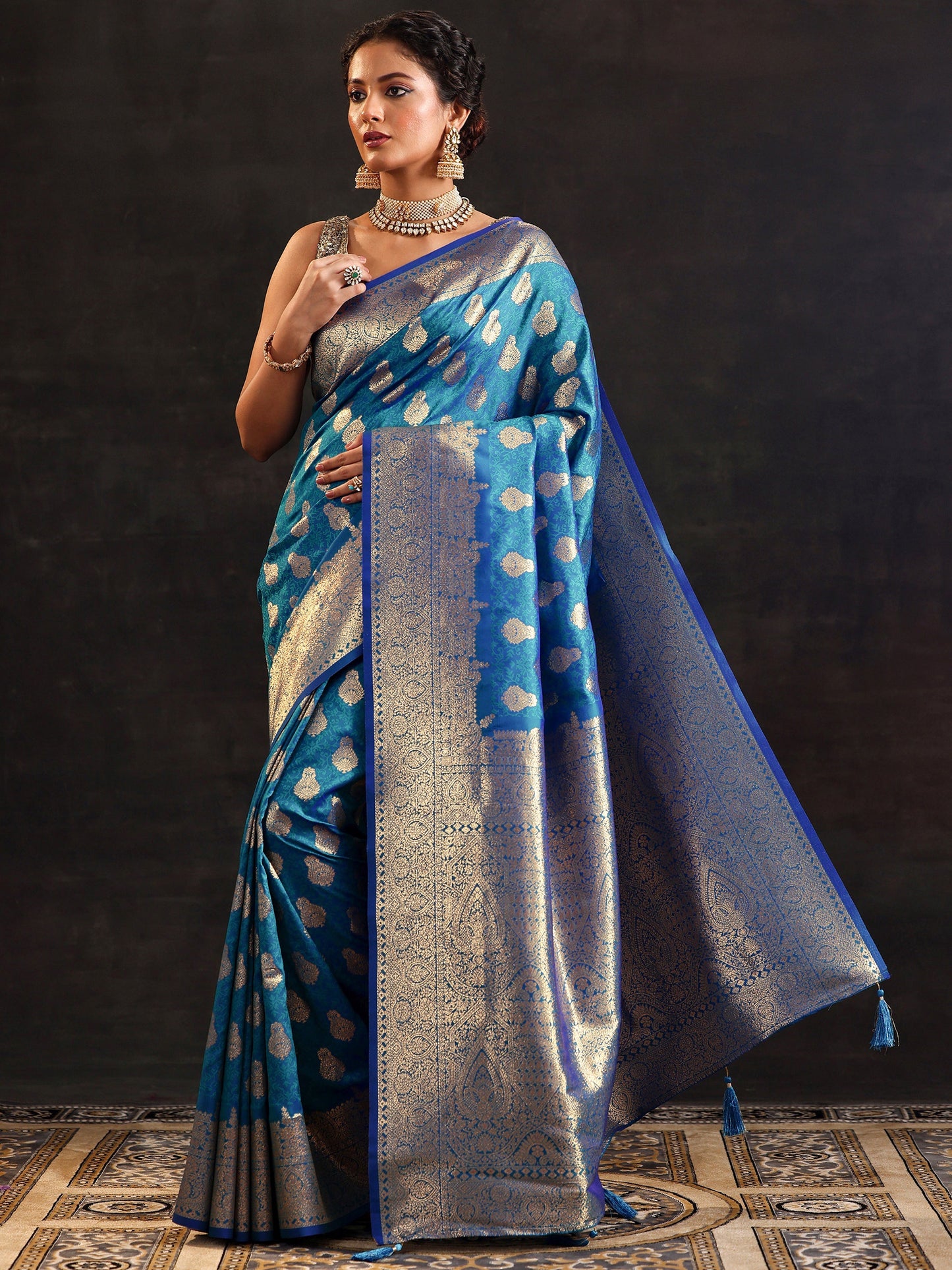 Blue Woven Design Silk Blend Saree With Unstitched Blouse Piece