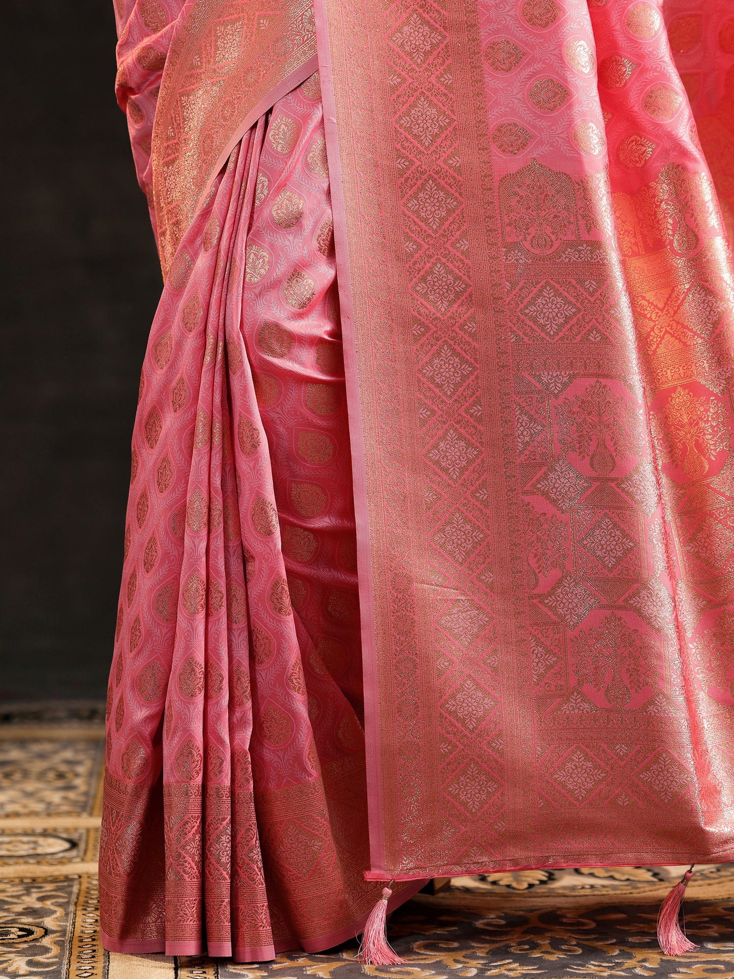Pink Woven Design Silk Blend Saree With Unstitched Blouse Piece