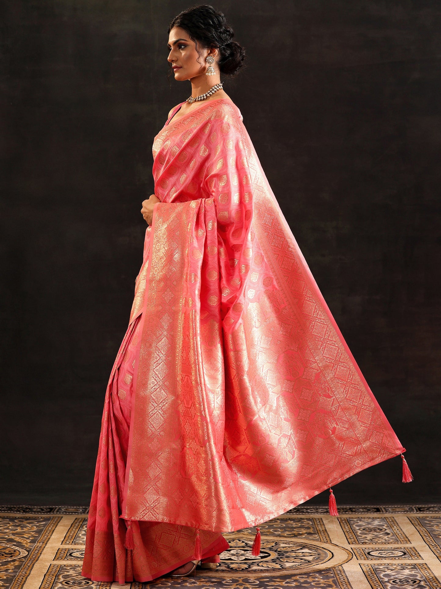 Peach Woven Design Banarasi Silk Blend Saree With Unstitched Blouse Piece