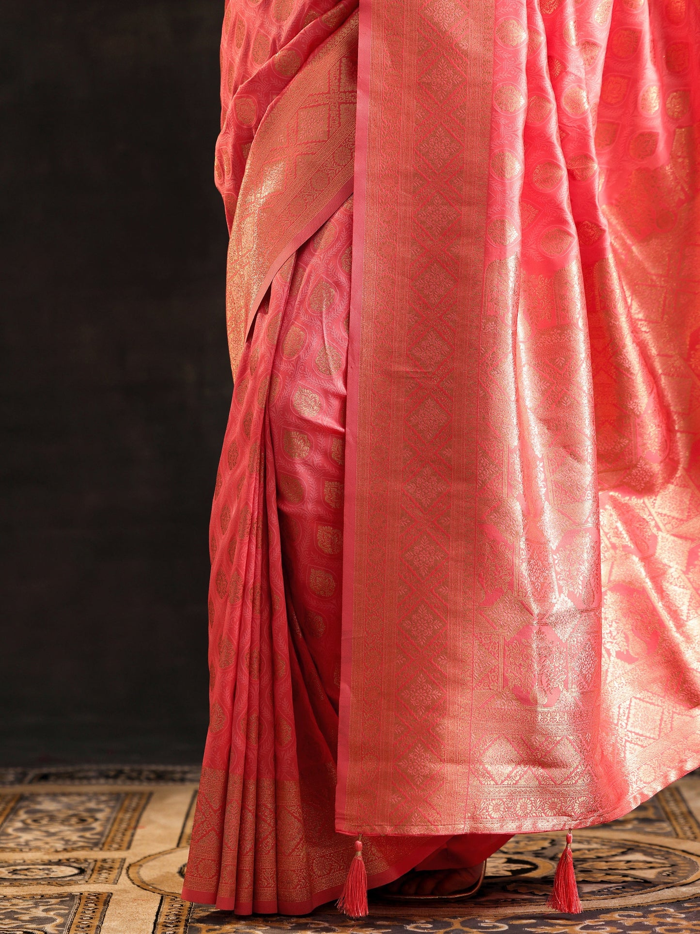 Peach Woven Design Banarasi Silk Blend Saree With Unstitched Blouse Piece