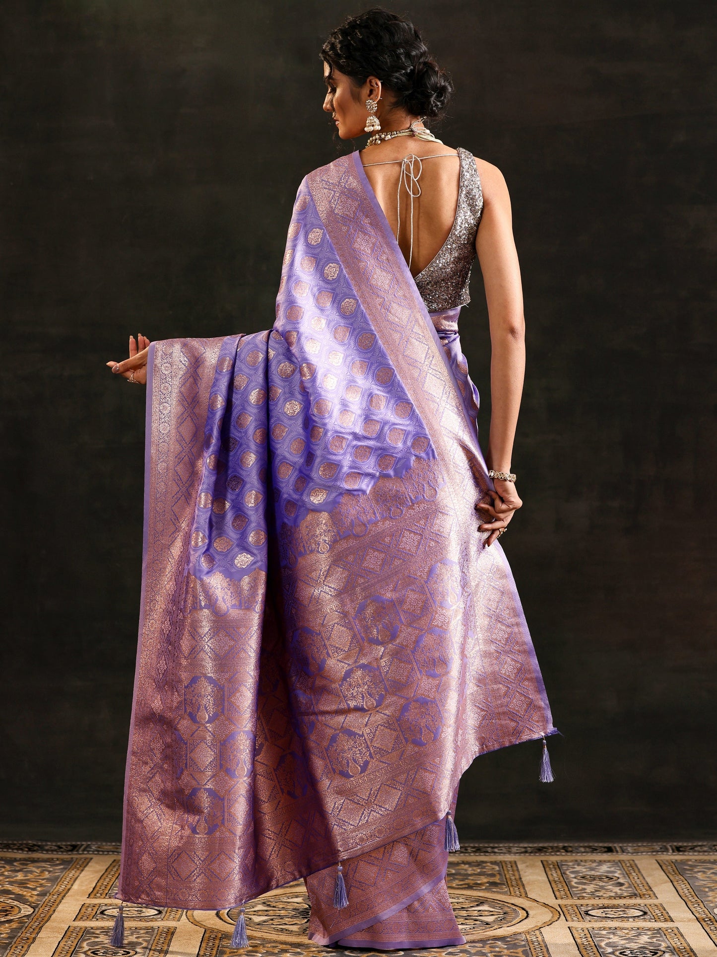 Lavender Woven Design Silk Blend Saree With Unstitched Blouse Piece
