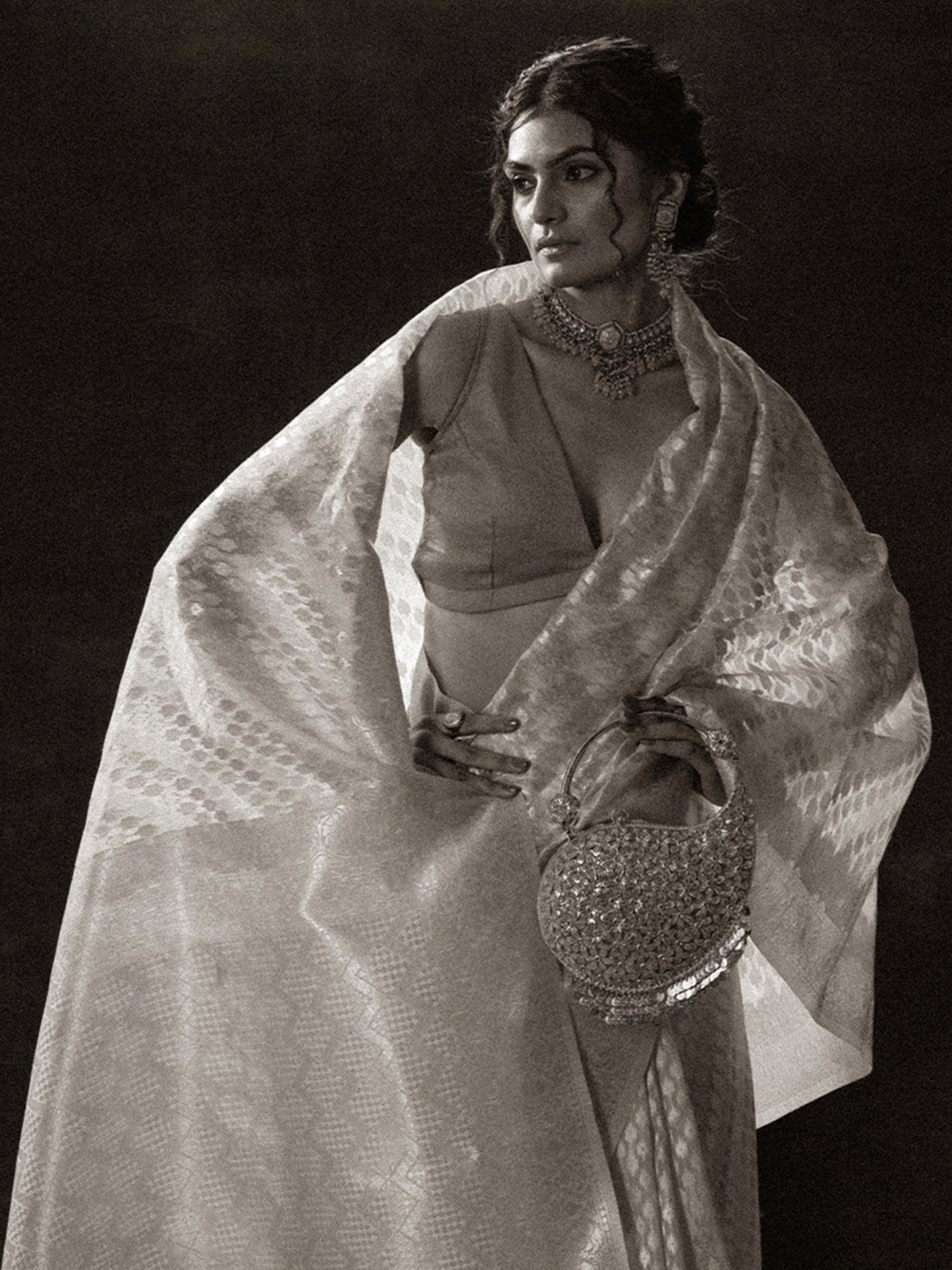 Orange Woven Design Silk Blend Saree With Unstitched Blouse Piece