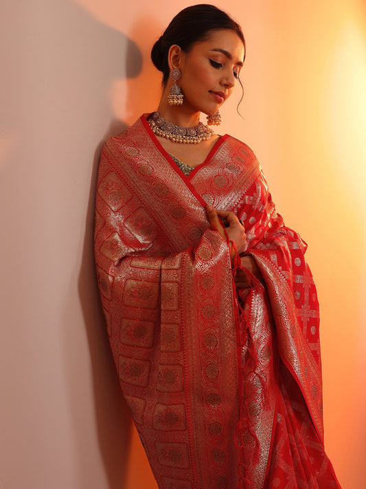 Red Woven Design Banarasi Silk Blend Saree With Unstitched Blouse Piece