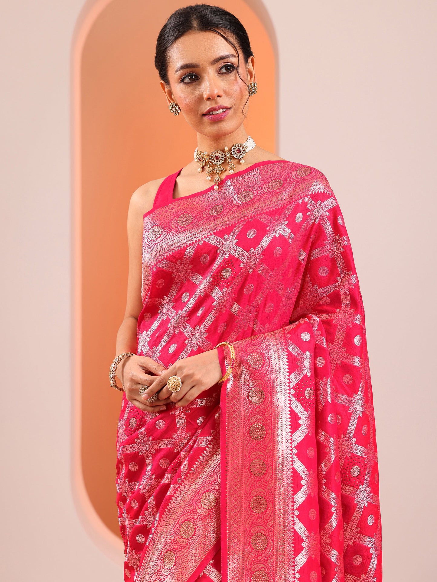Pink Woven Design Banarasi Silk Blend Saree With Unstitched Blouse Piece