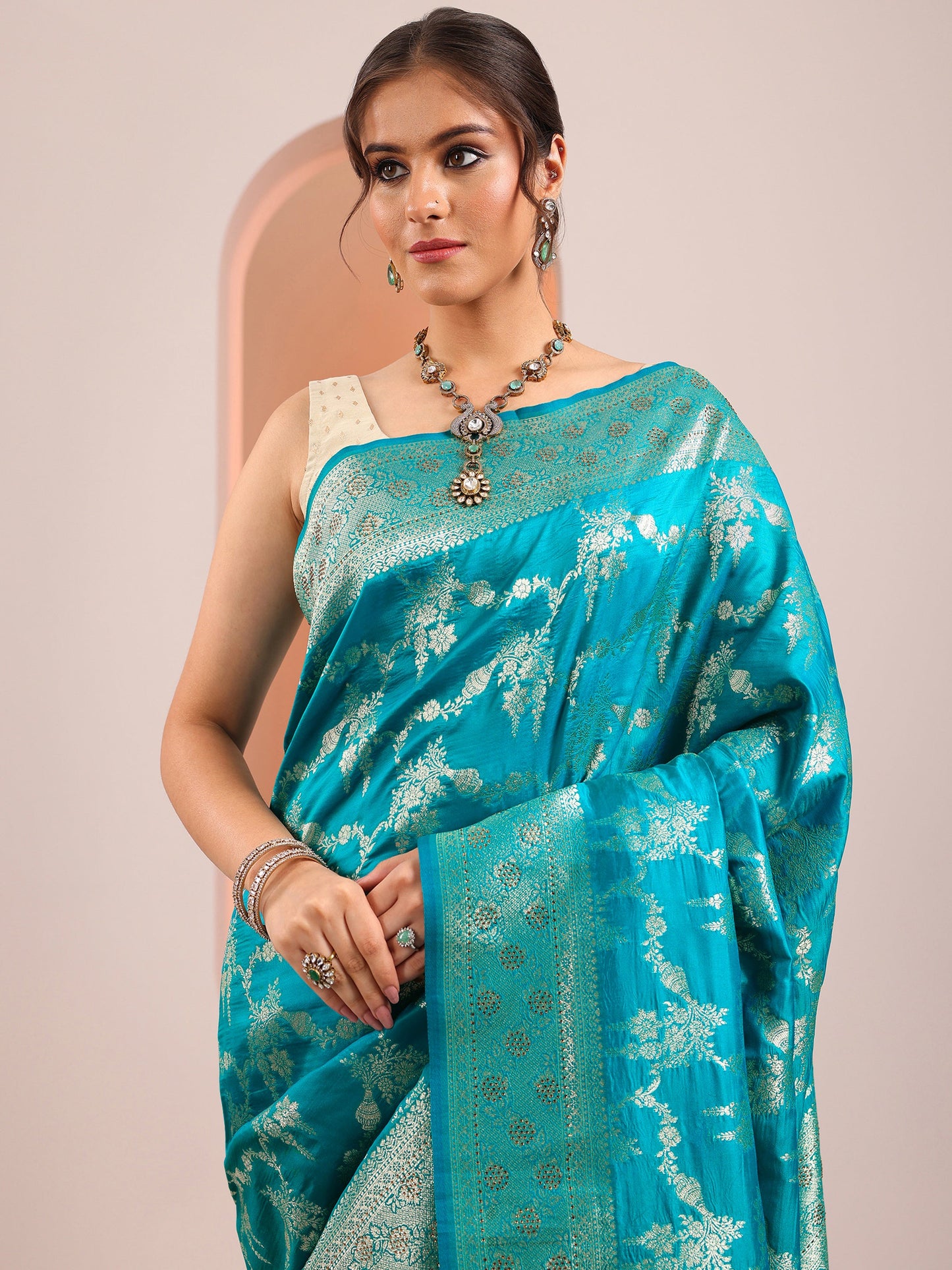 Blue Woven Design Banarasi Silk Blend Saree With Unstitched Blouse Piece