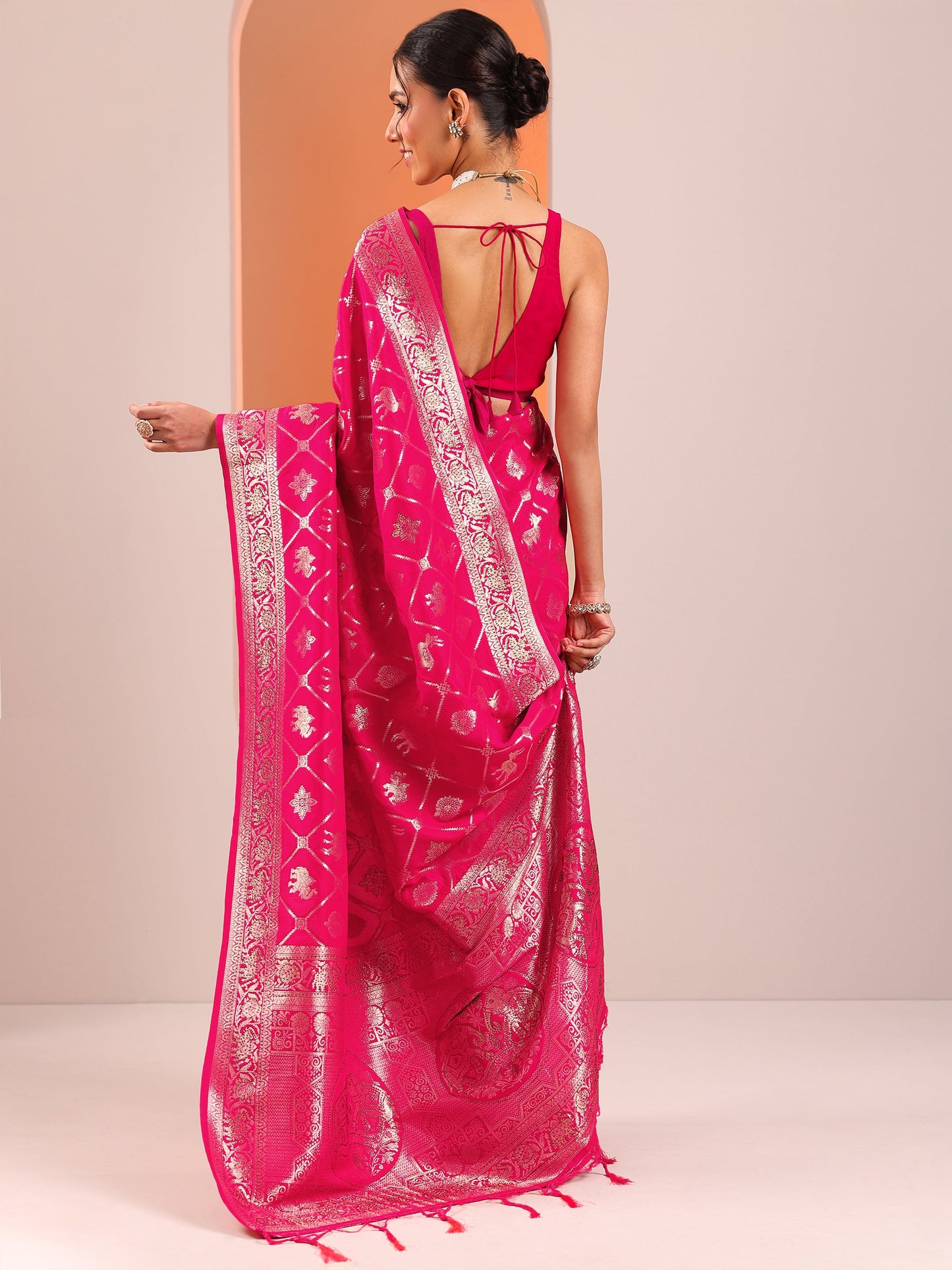 Pink Woven Design Banarasi Silk Blend Saree With Unstitched Blouse Piece