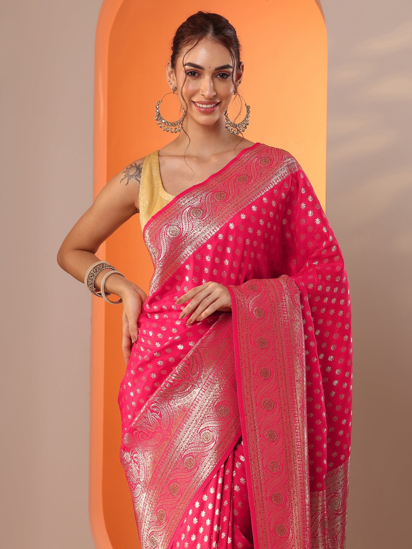 Pink Woven Design Silk Blend Saree With Unstitched Blouse Piece