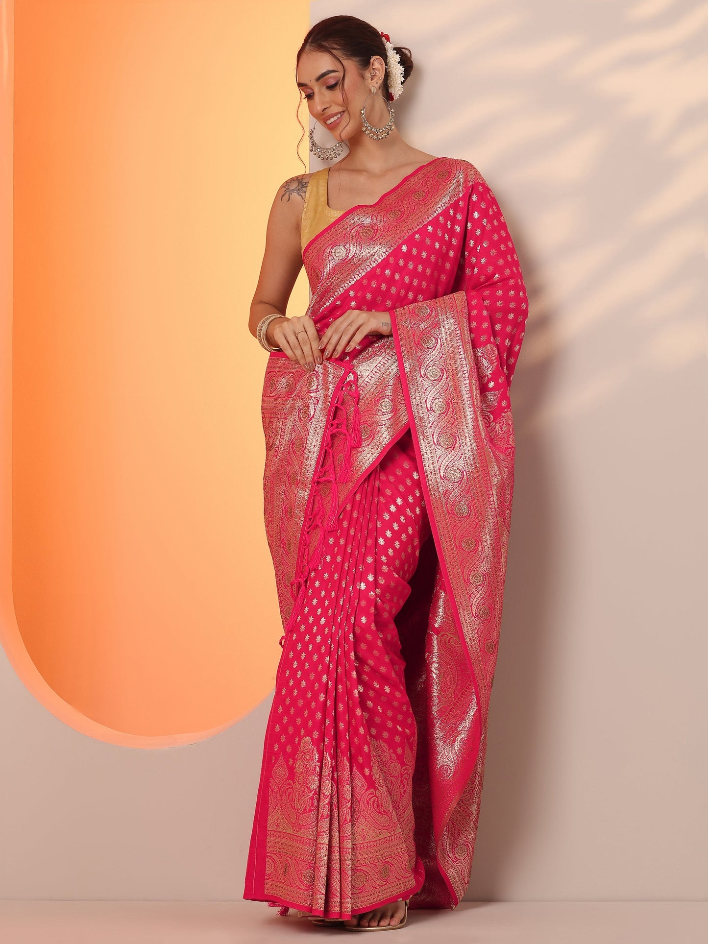 Pink Woven Design Silk Blend Saree With Unstitched Blouse Piece