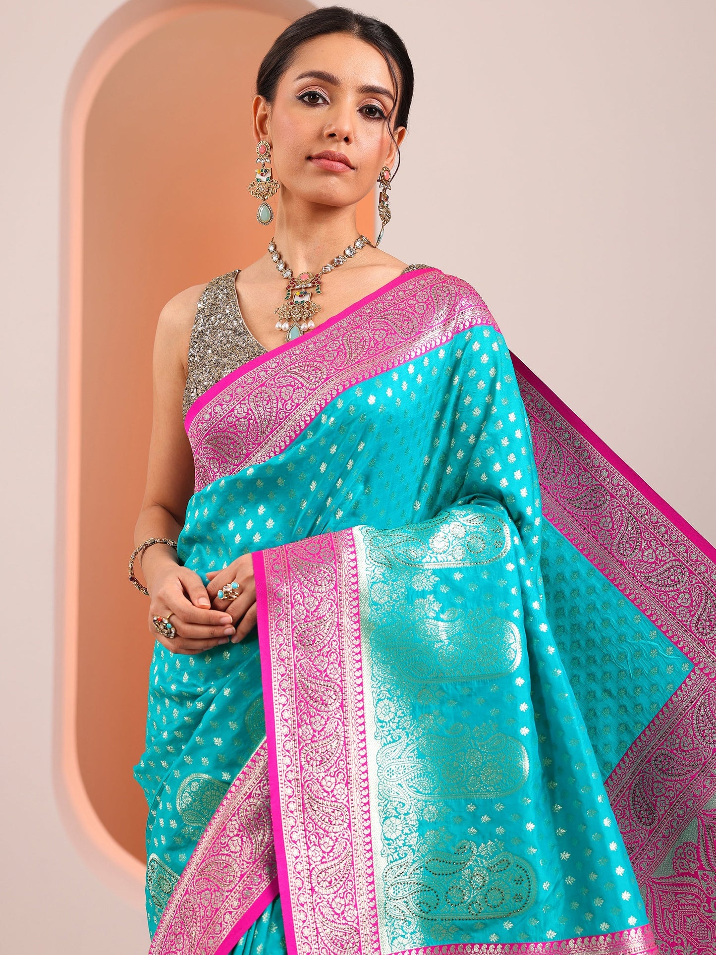 Blue Woven Design Banarasi Silk Blend Saree With Unstitched Blouse Piece