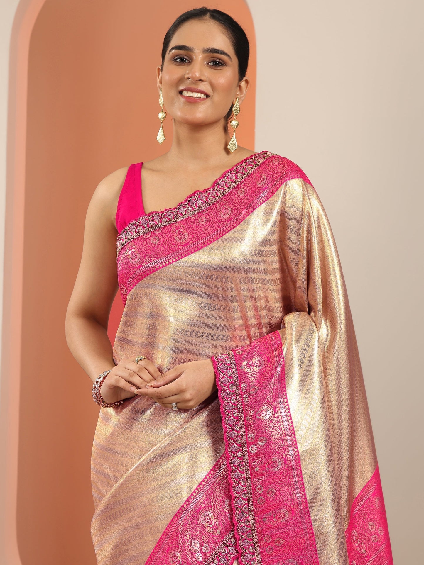 Beige  Silk Blend Saree With Unstitched Blouse Piece
