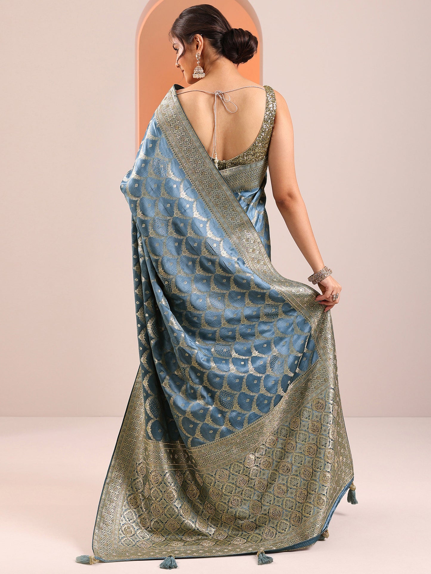 Blue Woven Design Banarasi Silk Blend Saree With Unstitched Blouse Piece