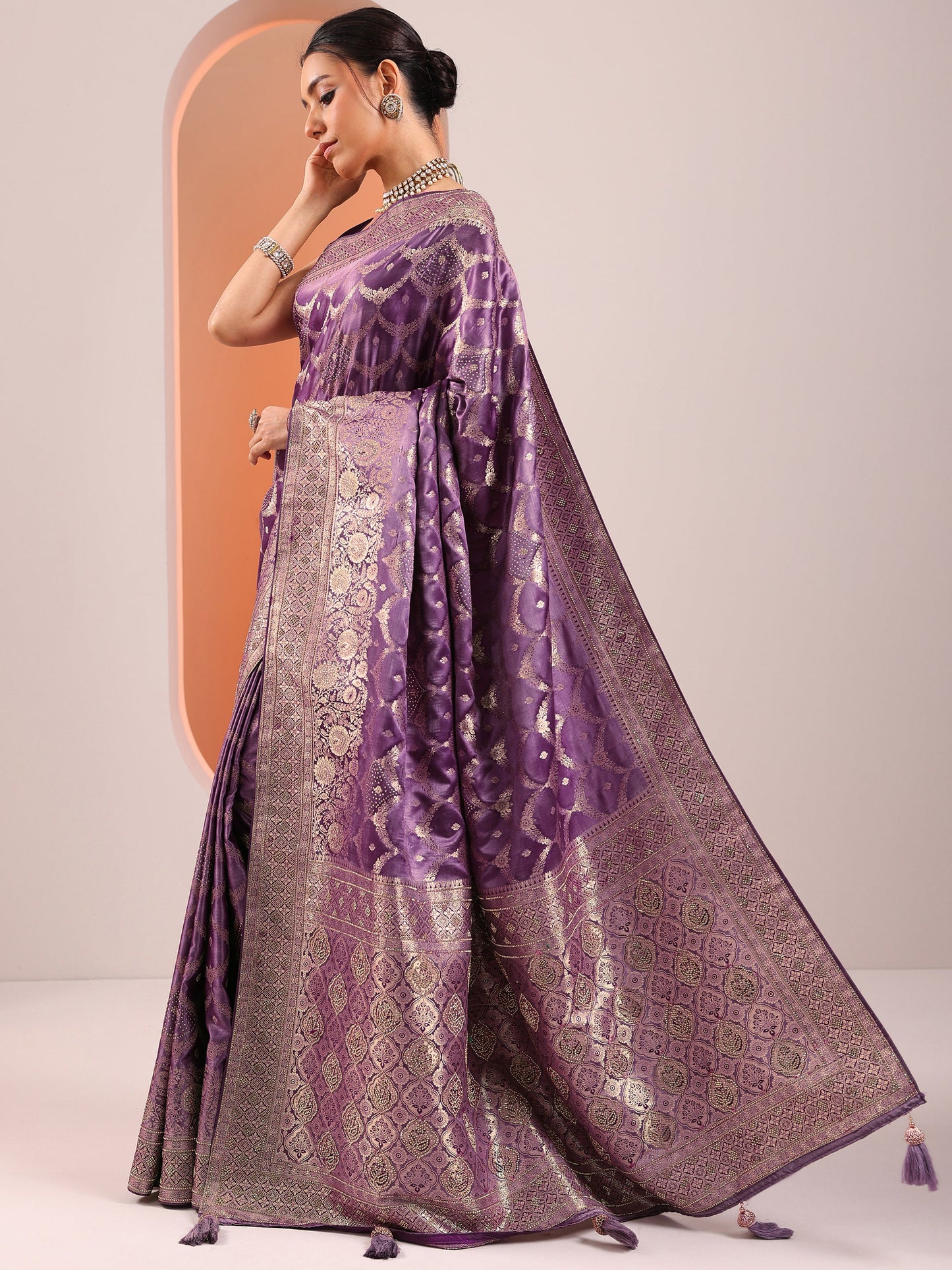 Purple Woven Design Silk Blend Saree With Unstitched Blouse Piece