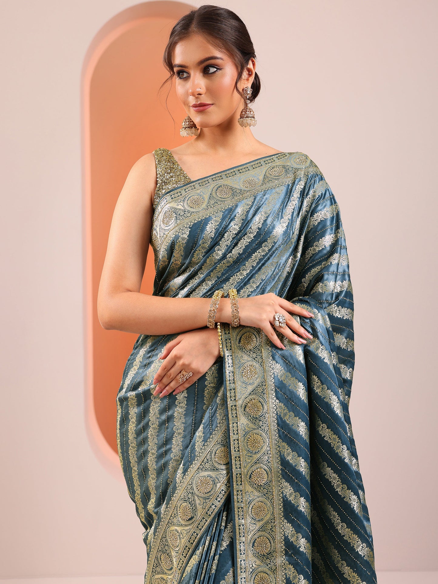 Blue Woven Design Banarasi Silk Blend Saree With Unstitched Blouse Piece