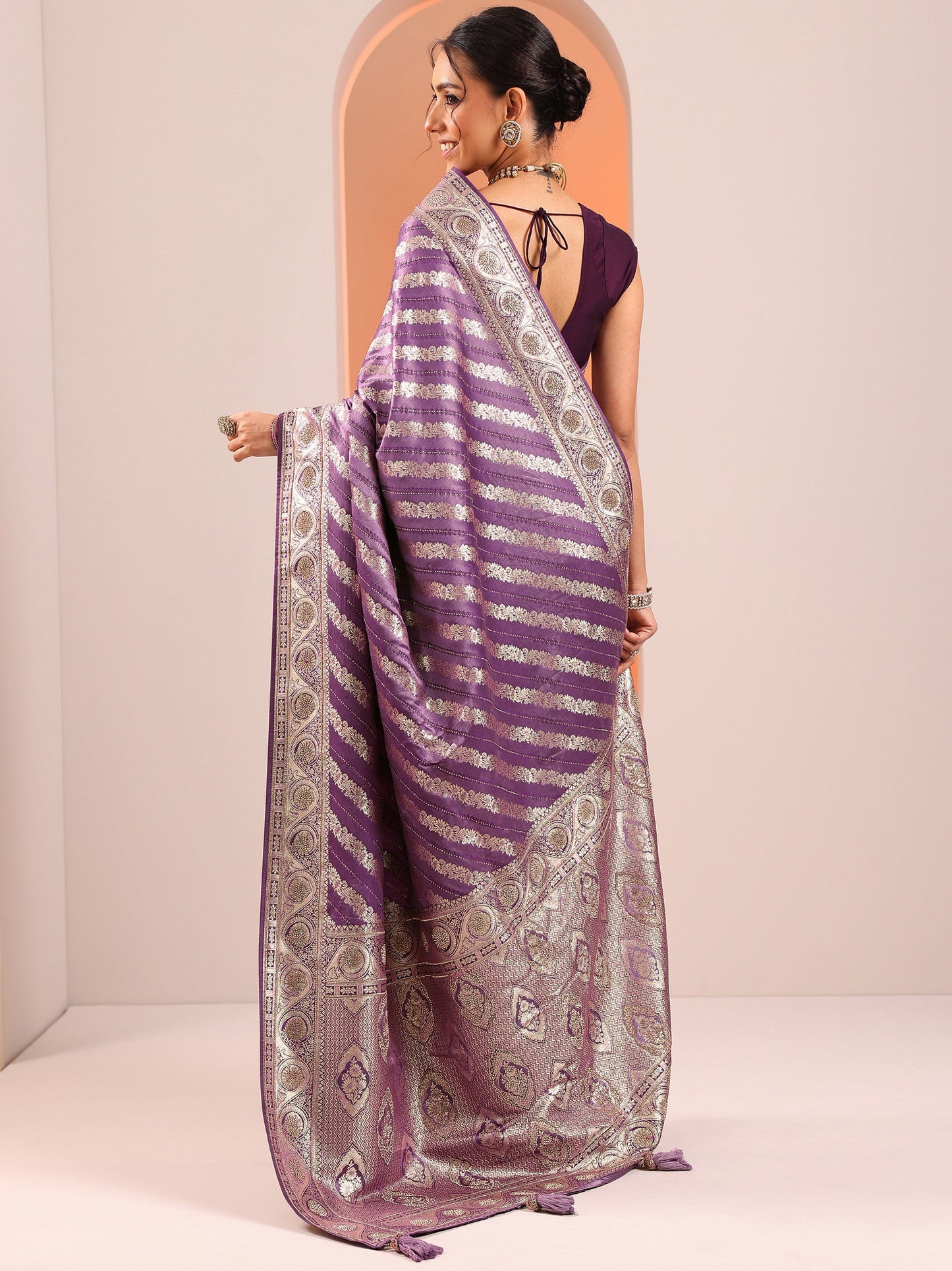 Purple Woven Design Silk Blend Saree With Unstitched Blouse Piece