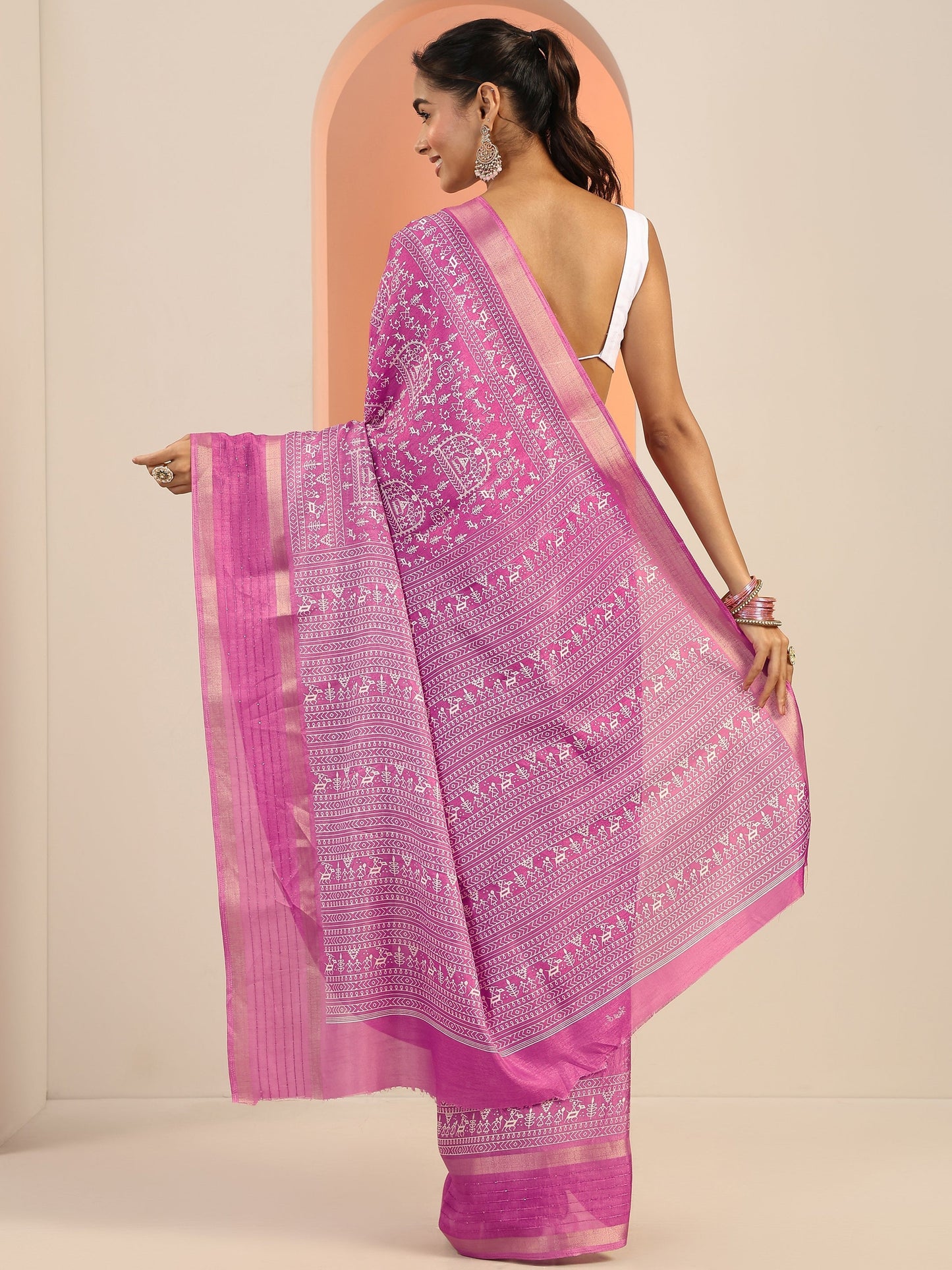 Pink Printed Silk Blend Saree With Unstitched Blouse Piece