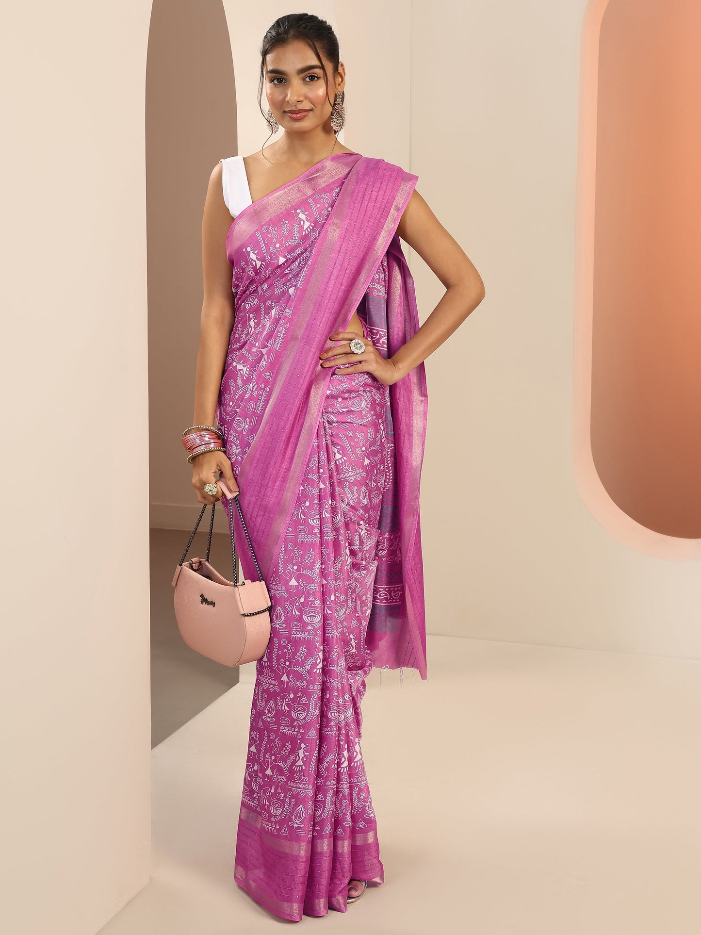 Pink Printed Silk Blend Saree With Unstitched Blouse Piece