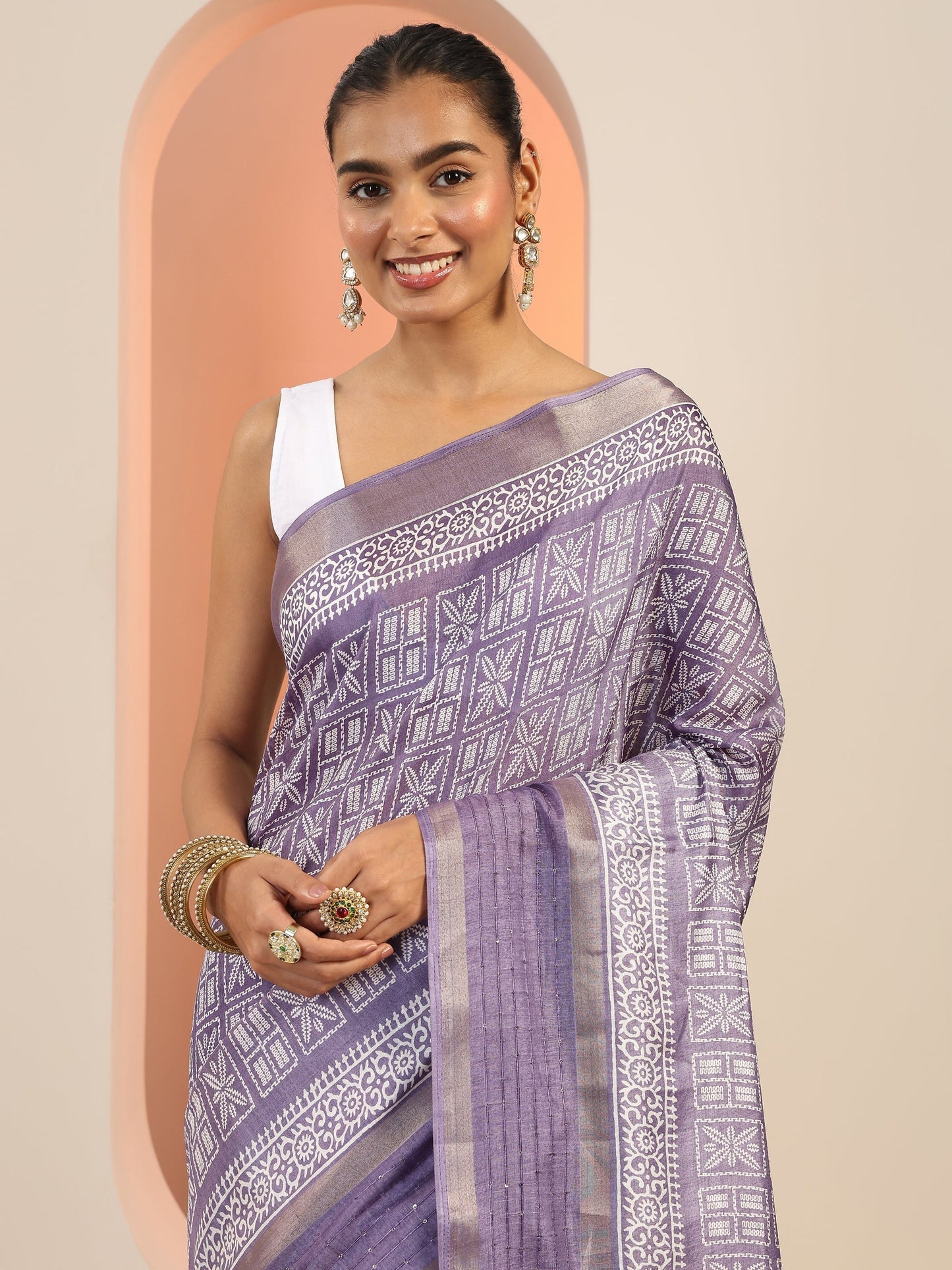 Lavender Printed Silk Blend Saree With Unstitched Blouse Piece