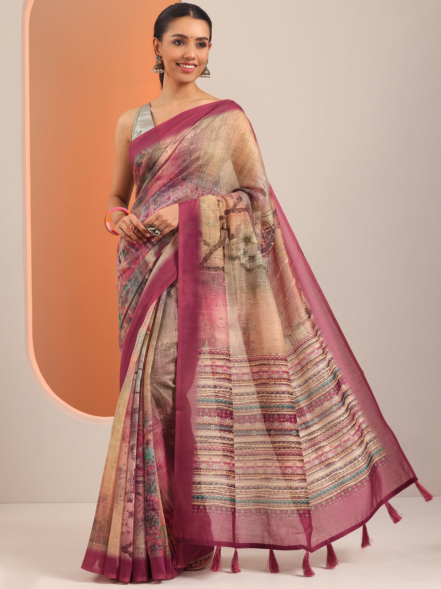Tan Printed Silk Blend Saree With Unstitched Blouse Piece