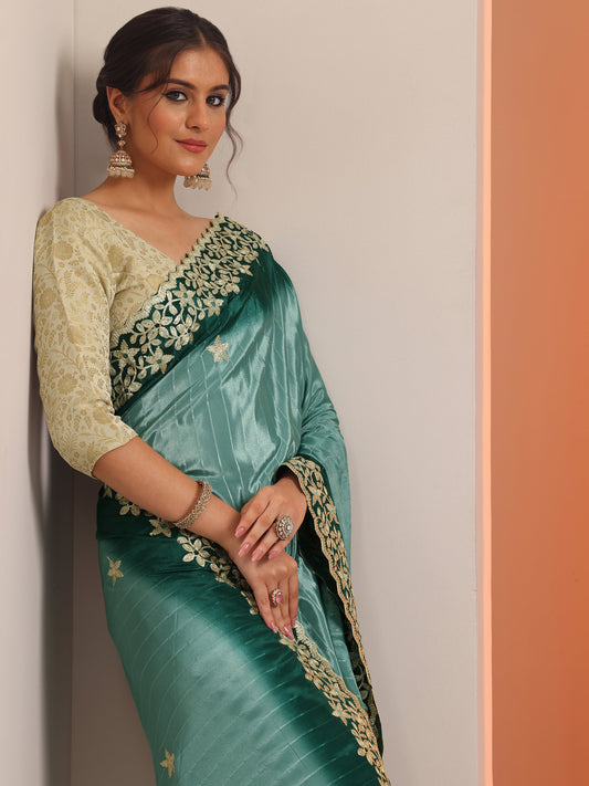 Blue Embellished Crepe Saree With Unstitched Blouse Piece