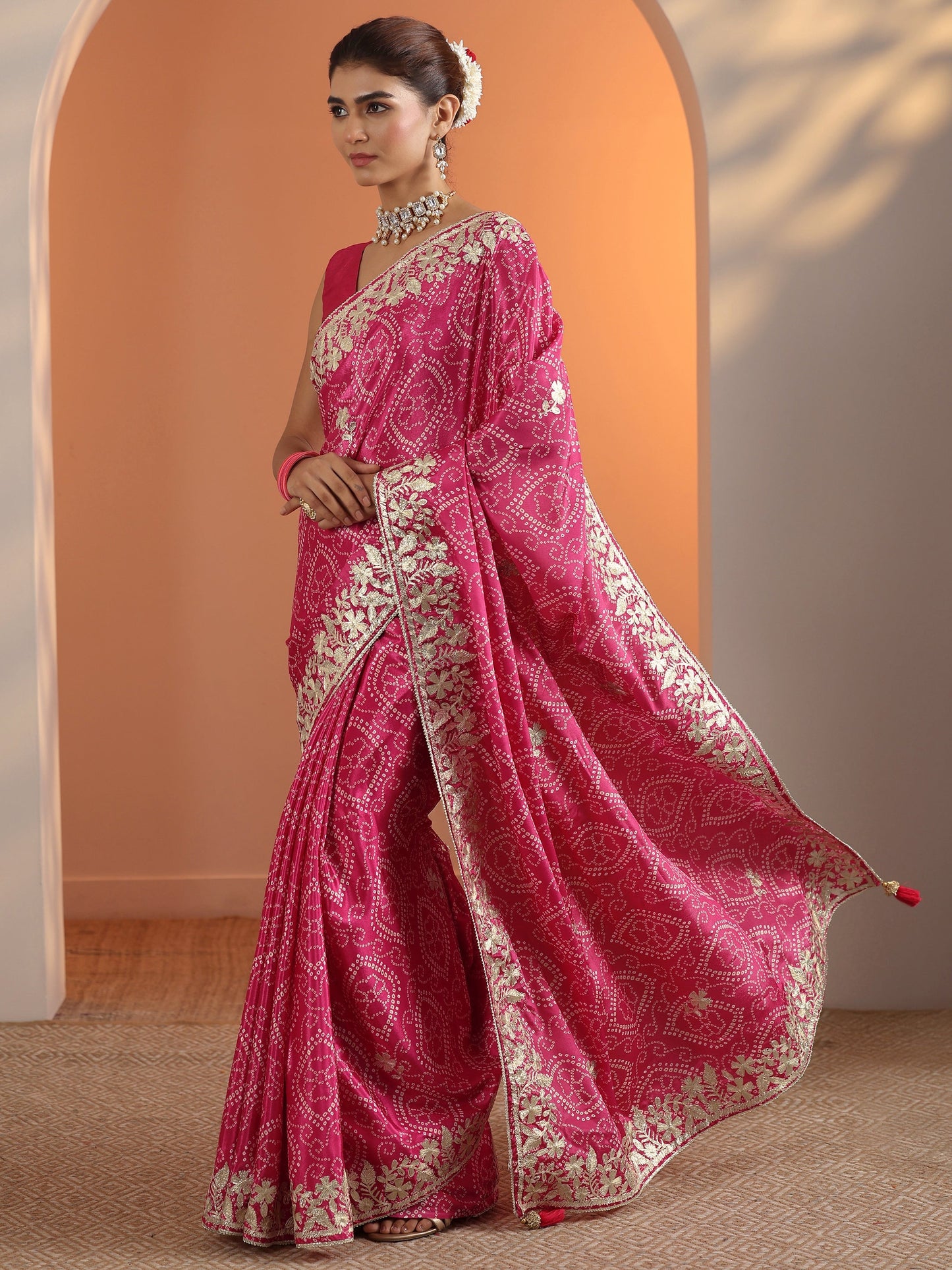 Pink Bandhani Printed Chinon Saree With Unstitched Blouse Piece