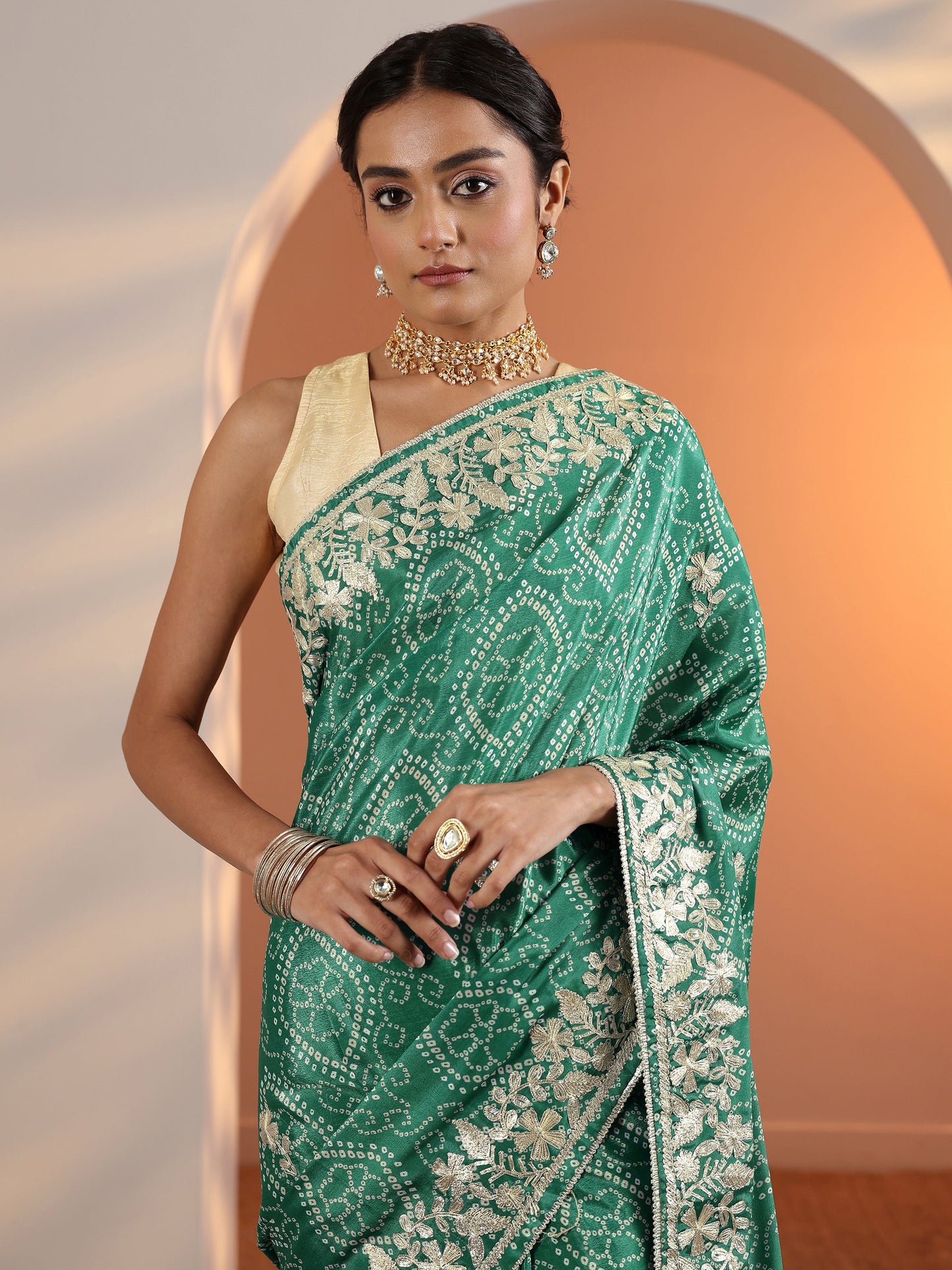 Green Bandhani Printed Chinon Saree With Unstitched Blouse Piece