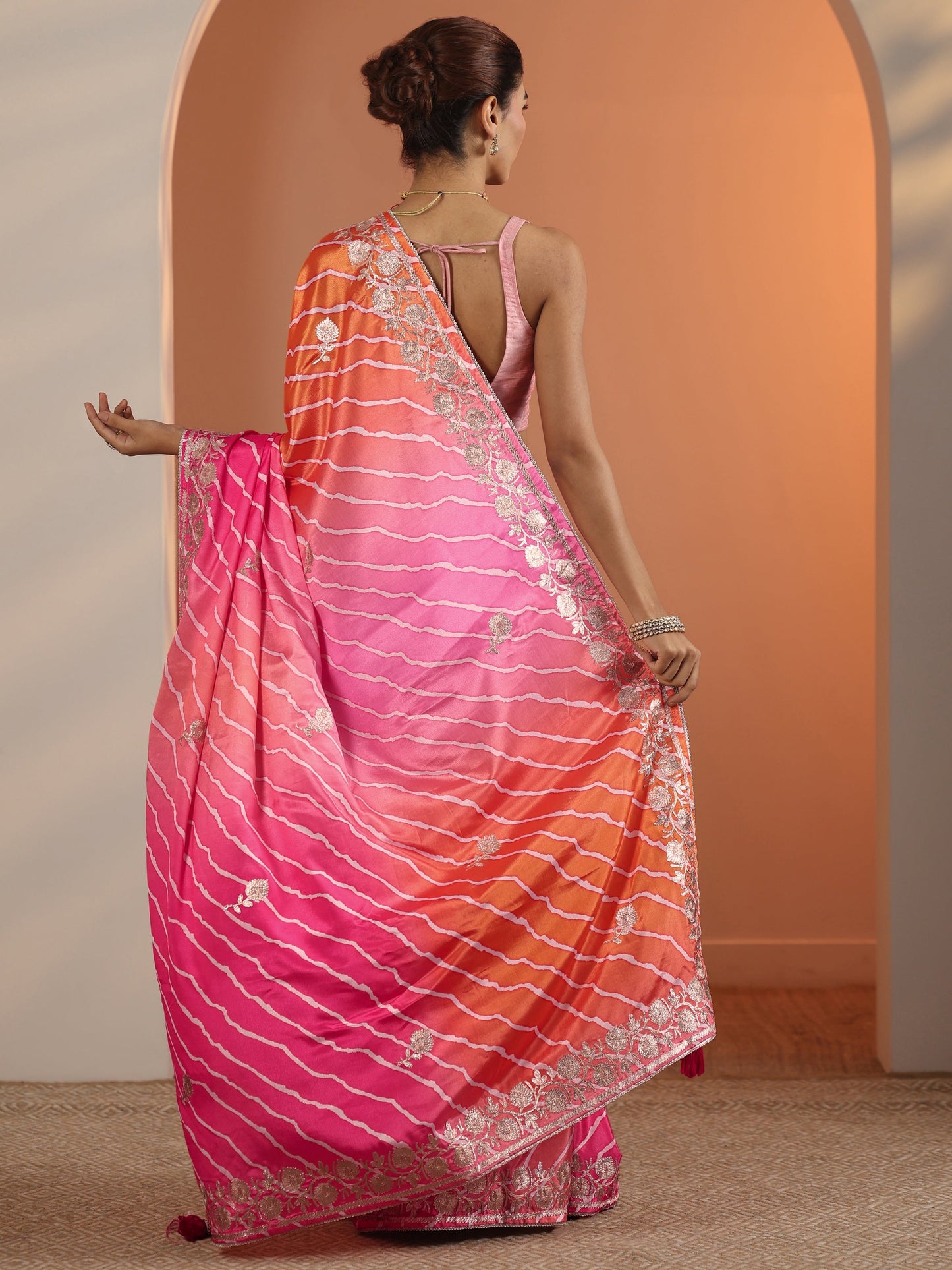 Pink Printed Chinon Saree With Unstitched Blouse Piece