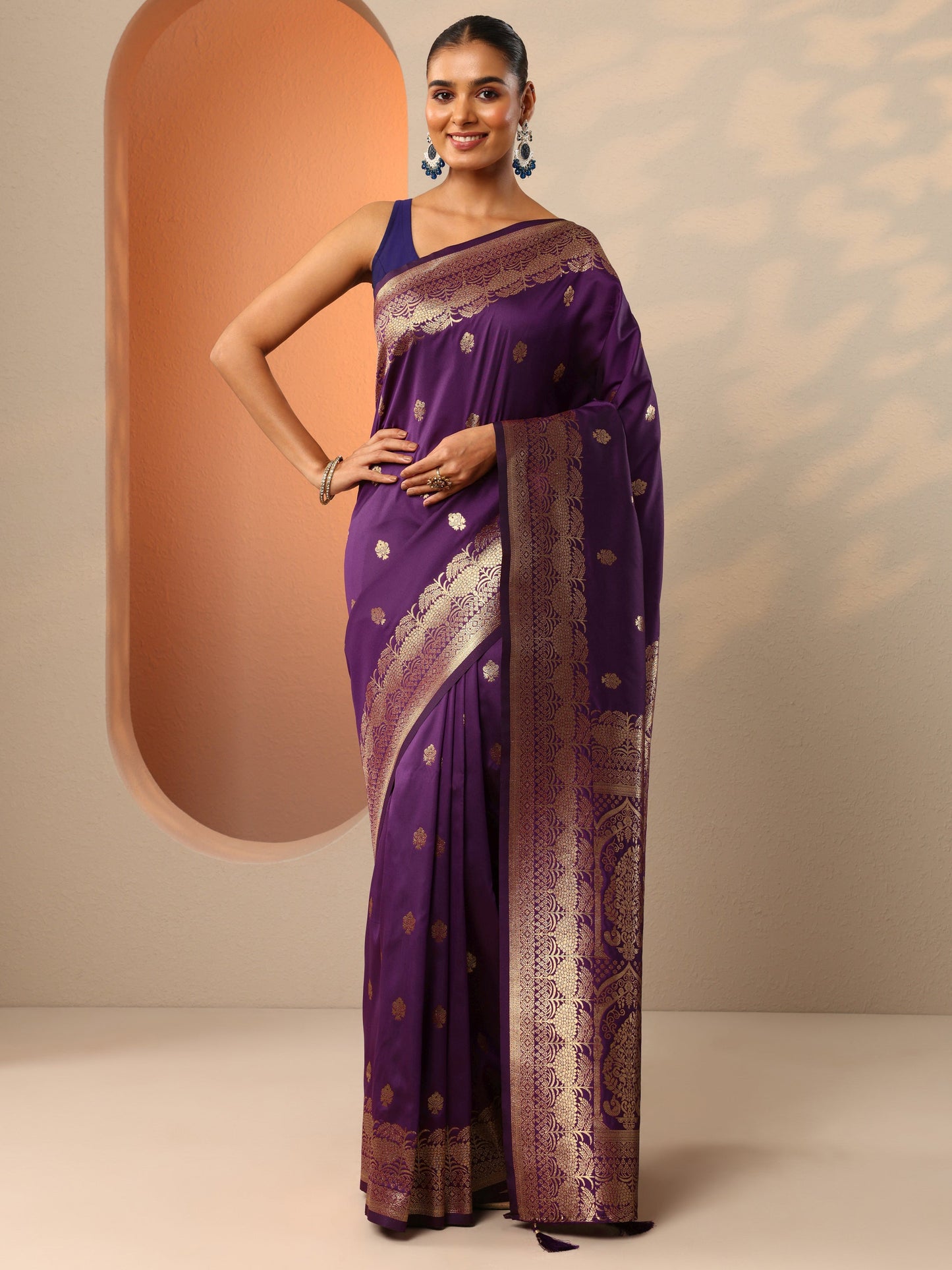 Purple Woven Design Banarasi Silk Blend Saree With Unstitched Blouse Piece