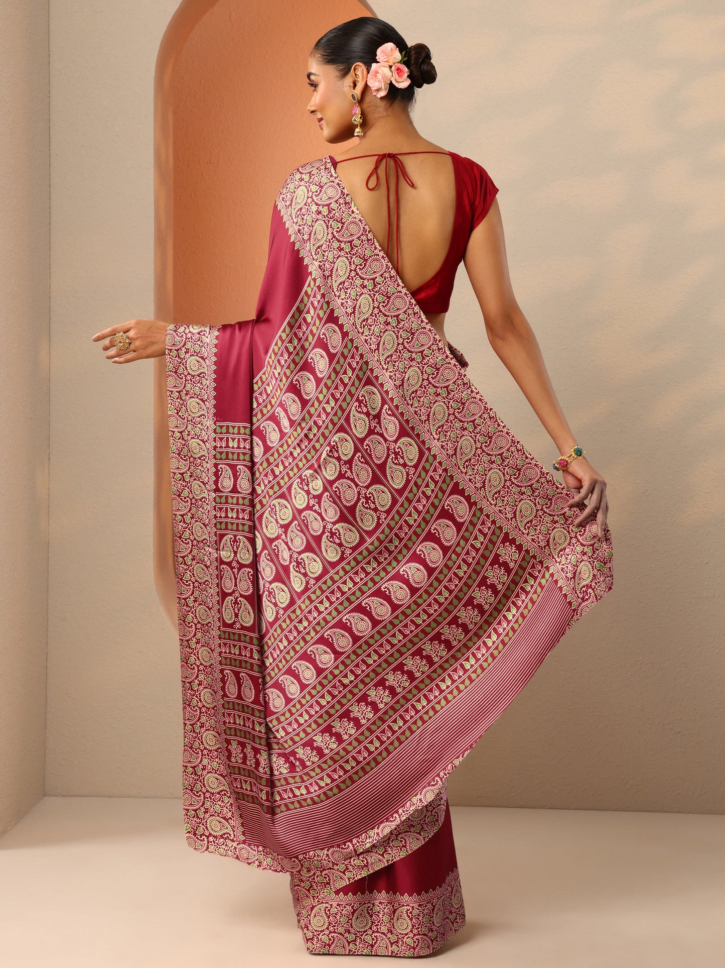 Red Solid Satin Saree With Unstitched Blouse Piece