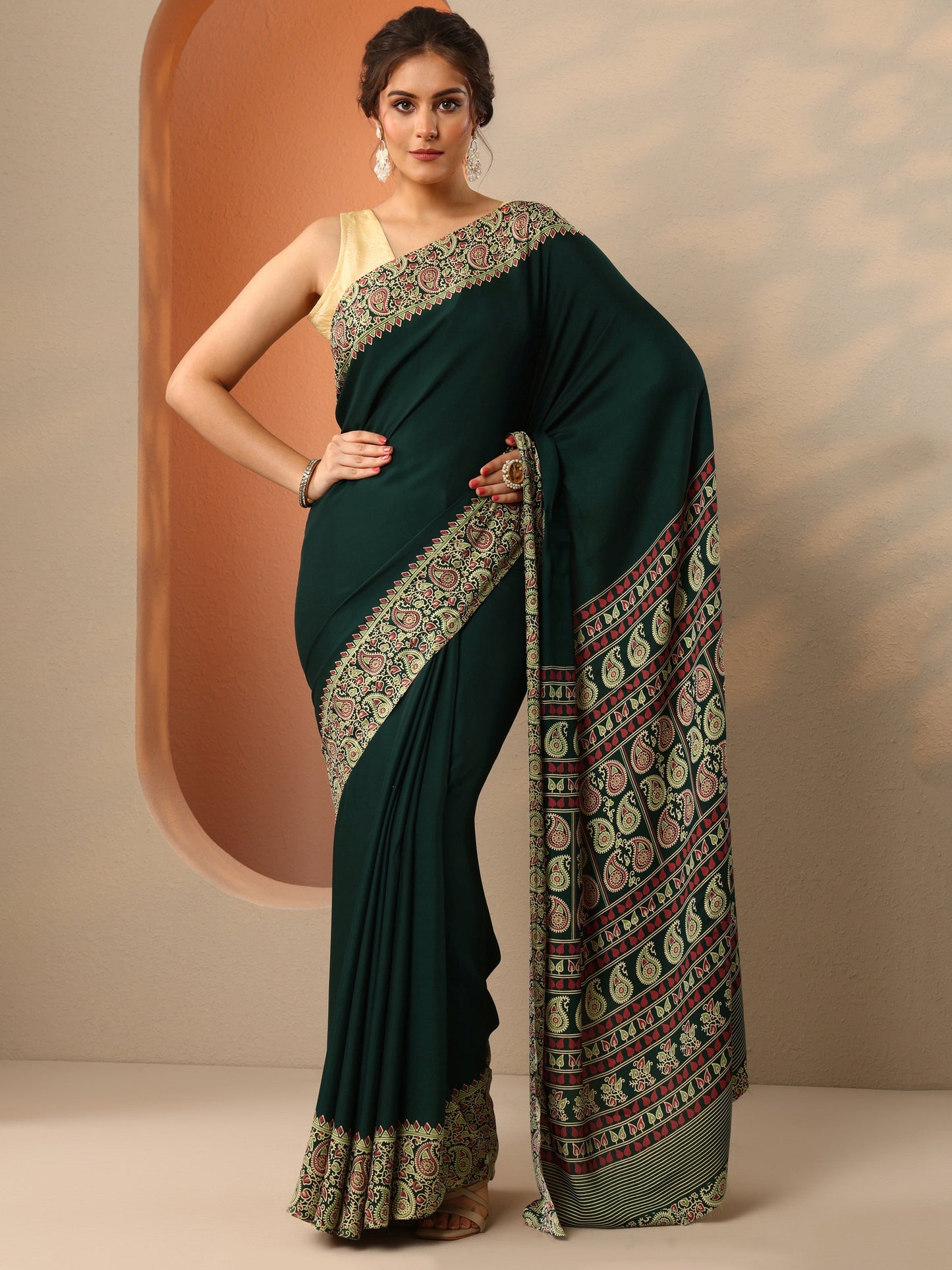 Green Solid Satin Saree With Unstitched Blouse Piece