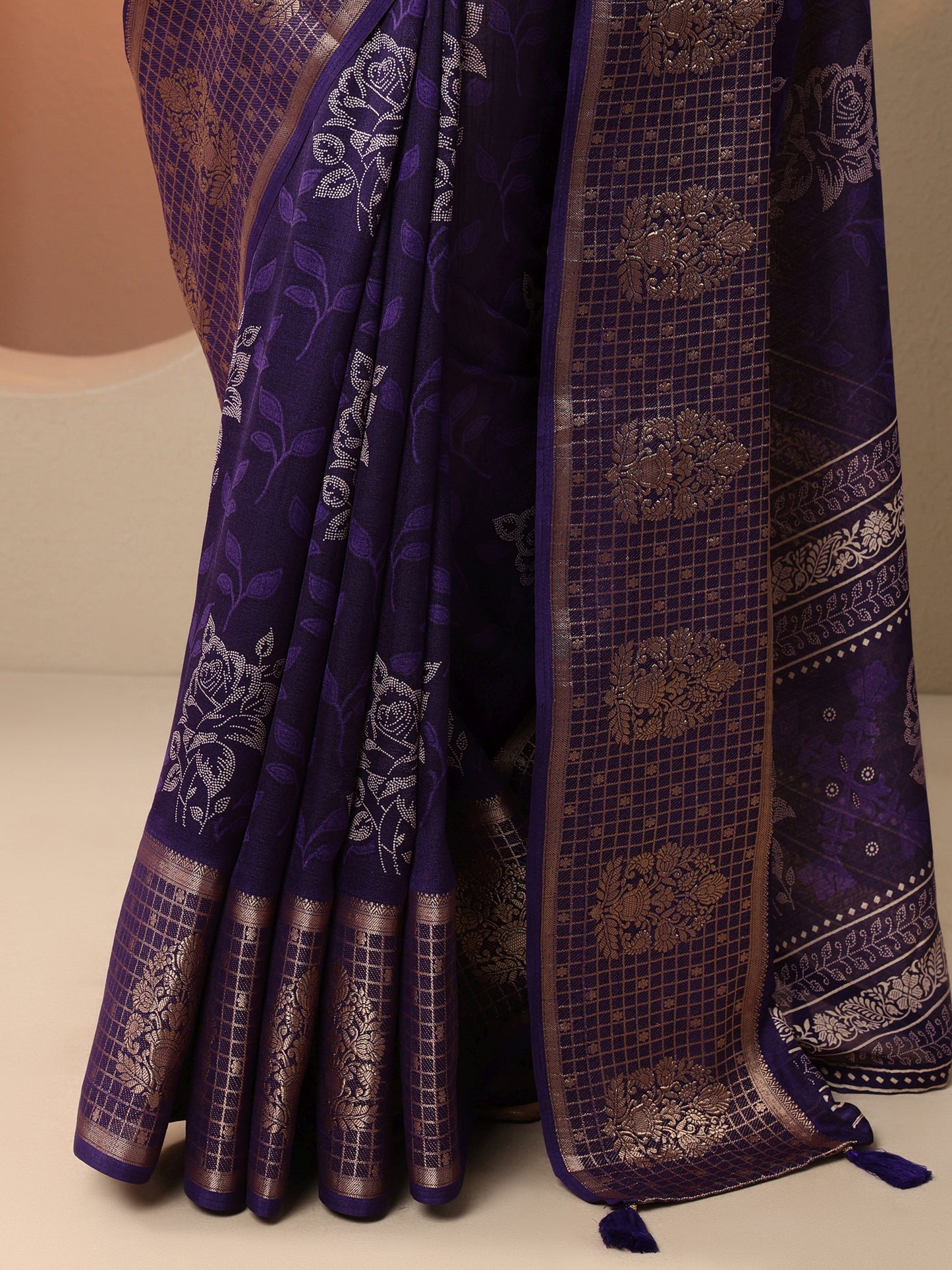 Purple Printed Georgette Saree With Unstitched Blouse Piece
