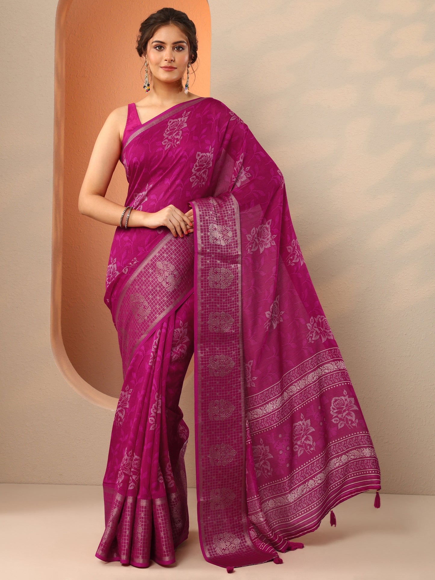 Pink Printed Georgette Saree With Unstitched Blouse Piece