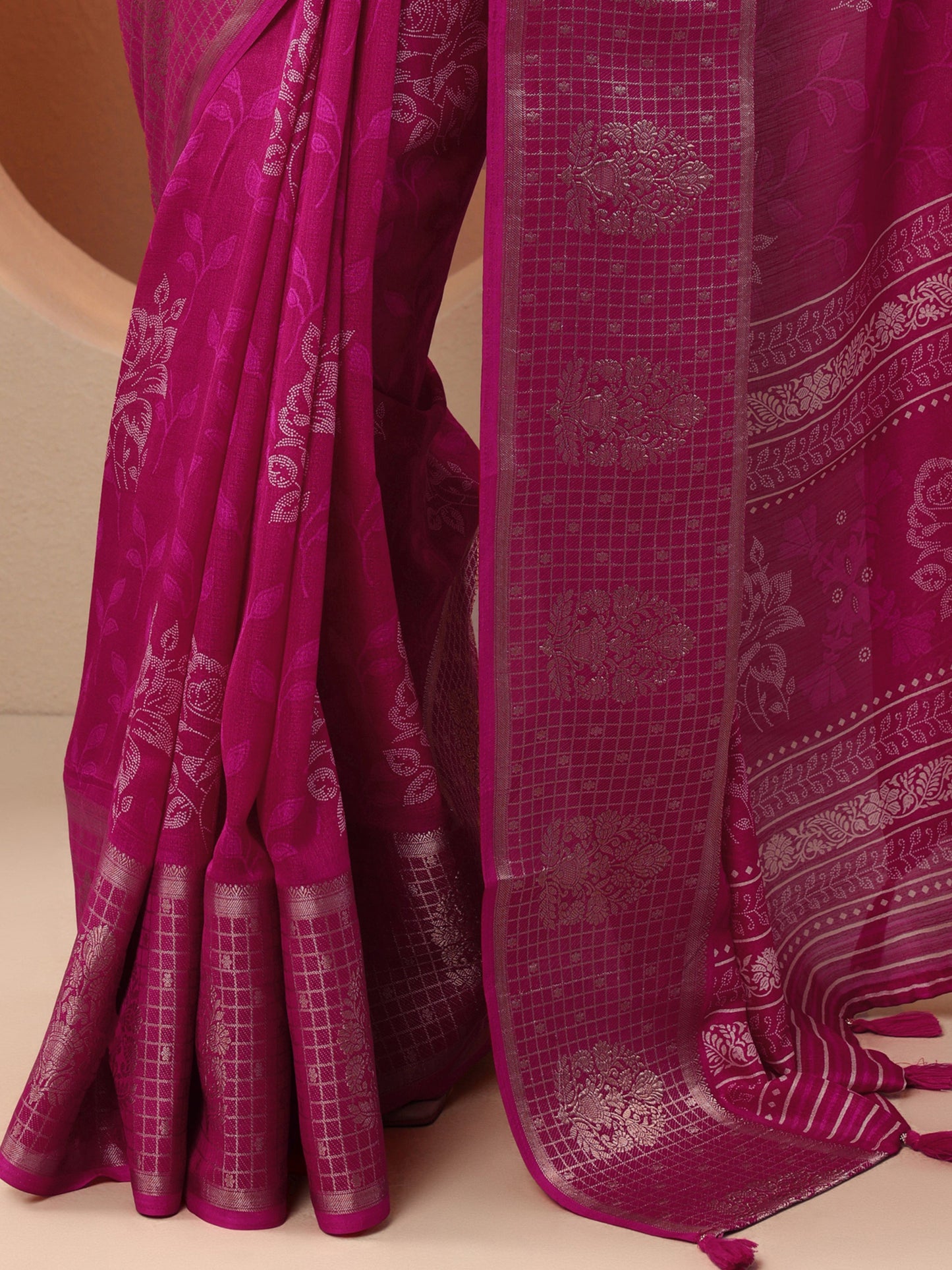 Pink Printed Georgette Saree With Unstitched Blouse Piece